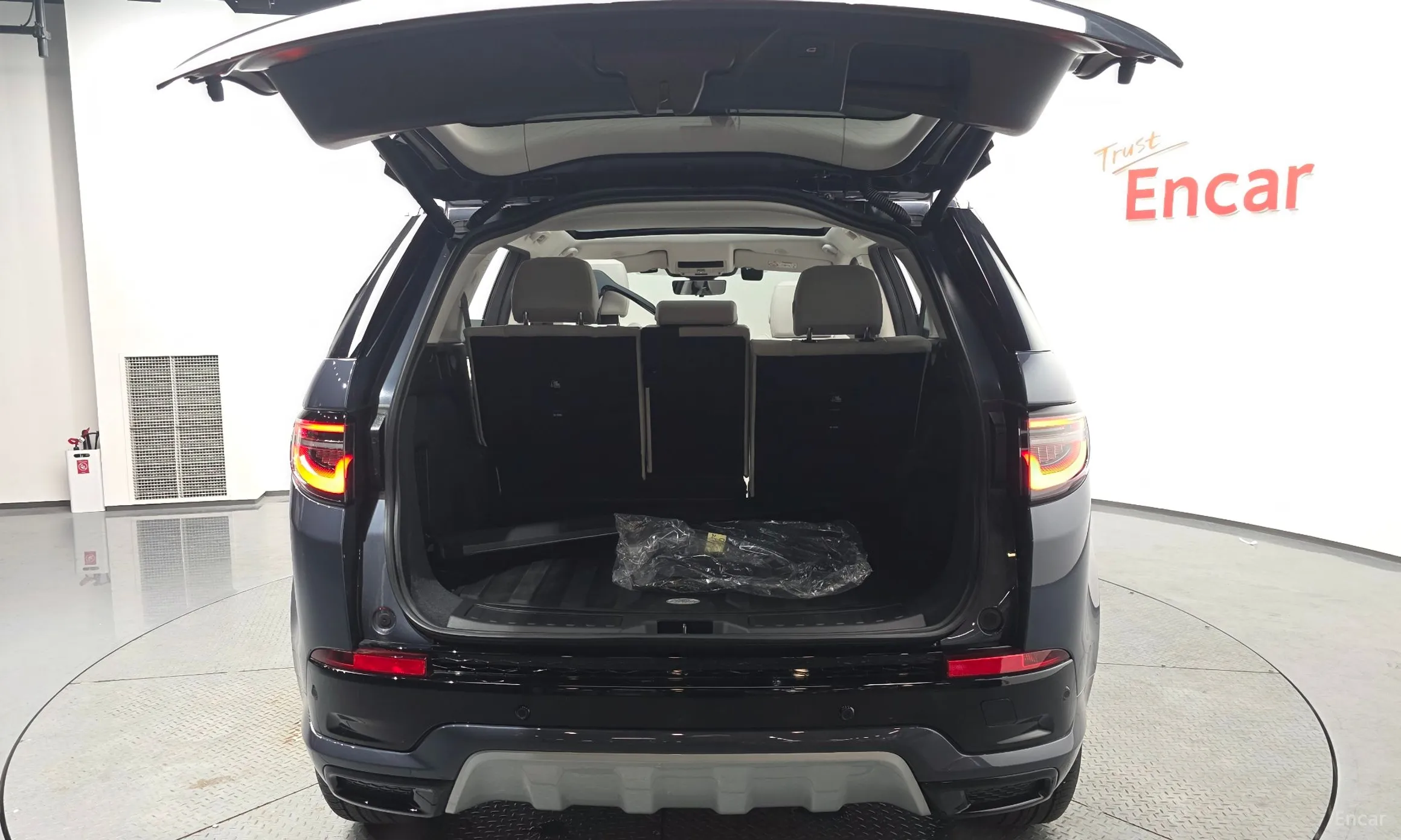 Land Rover Discovery Sports превью 20