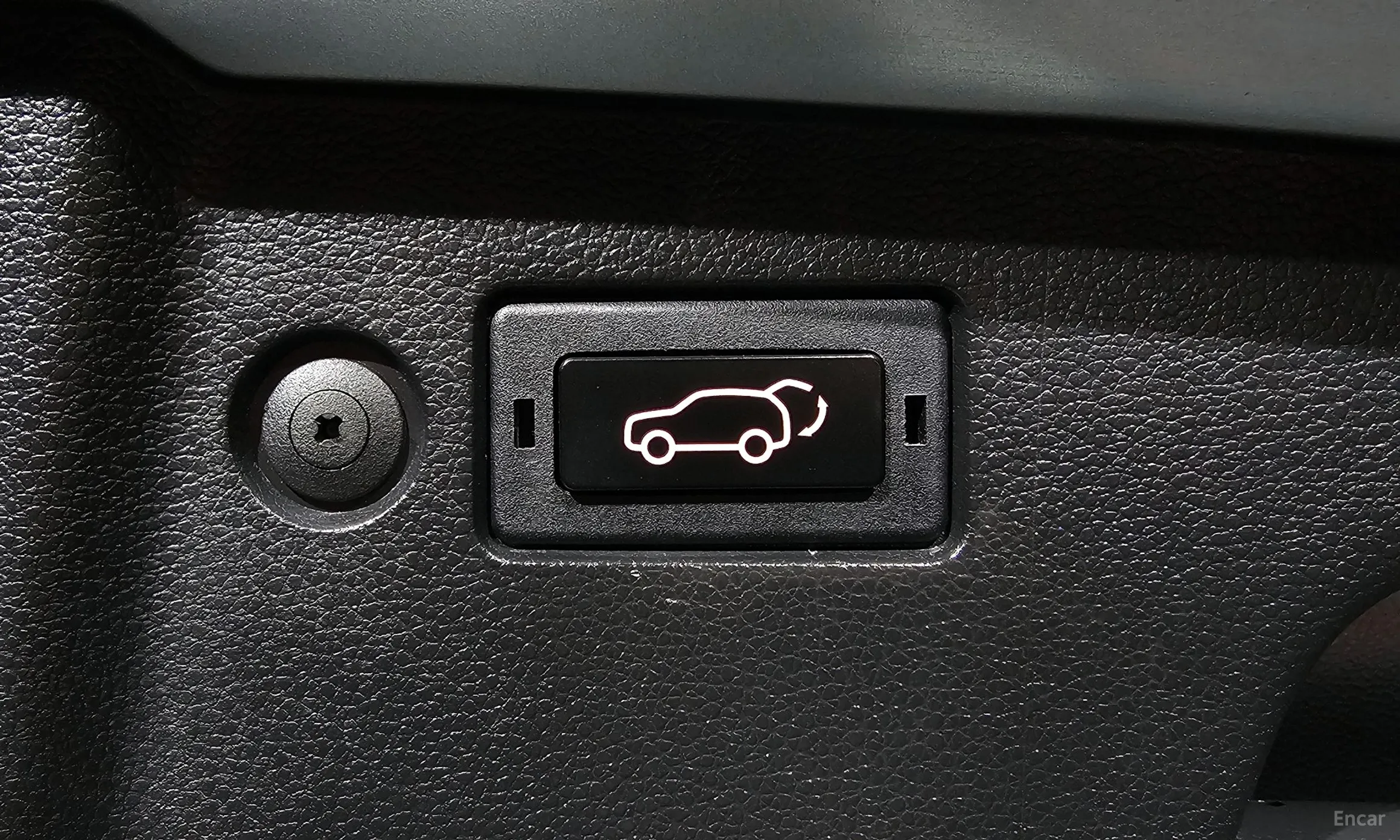 KG Mobility (SsangYong) Torres превью 20