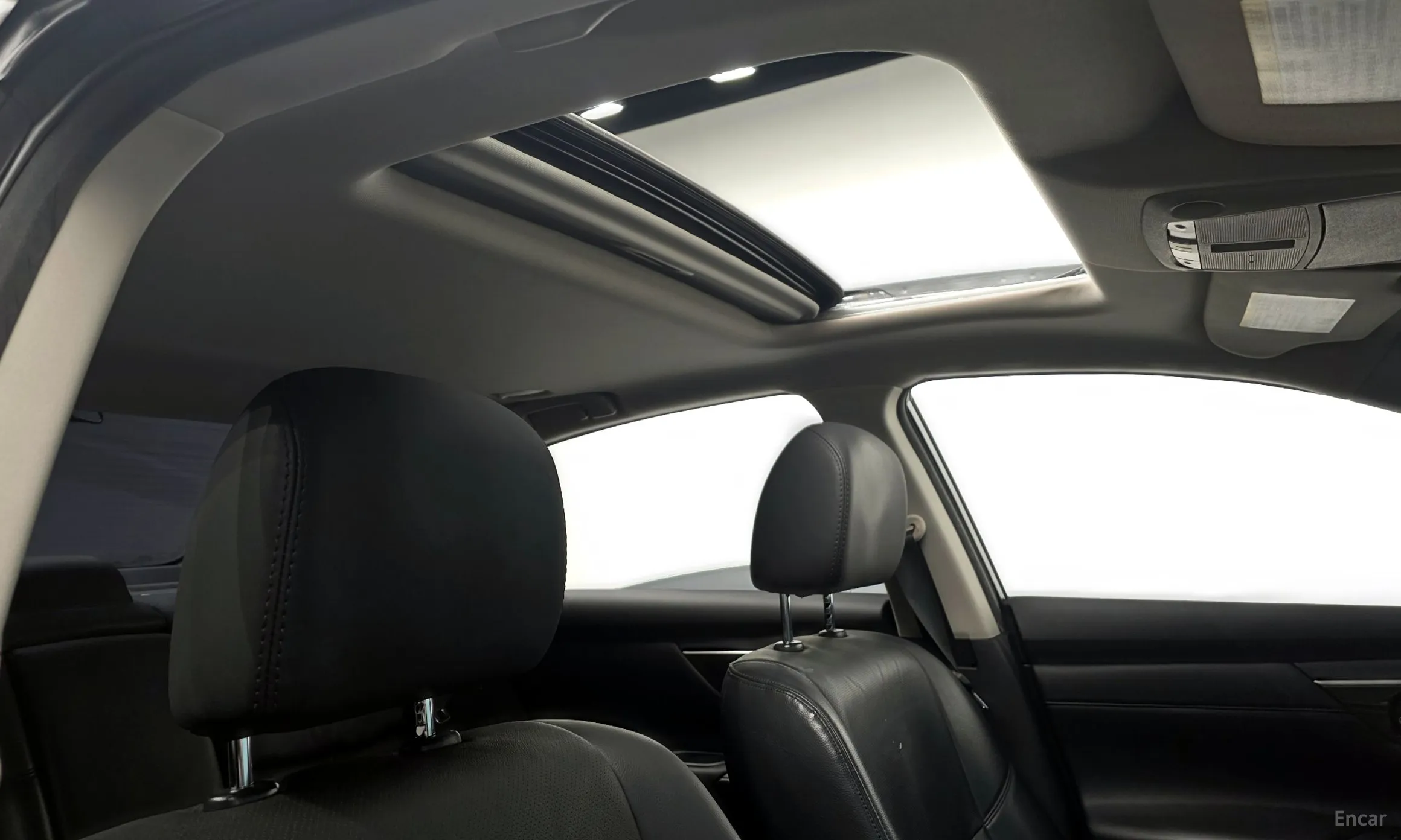 Nissan Altima превью 16