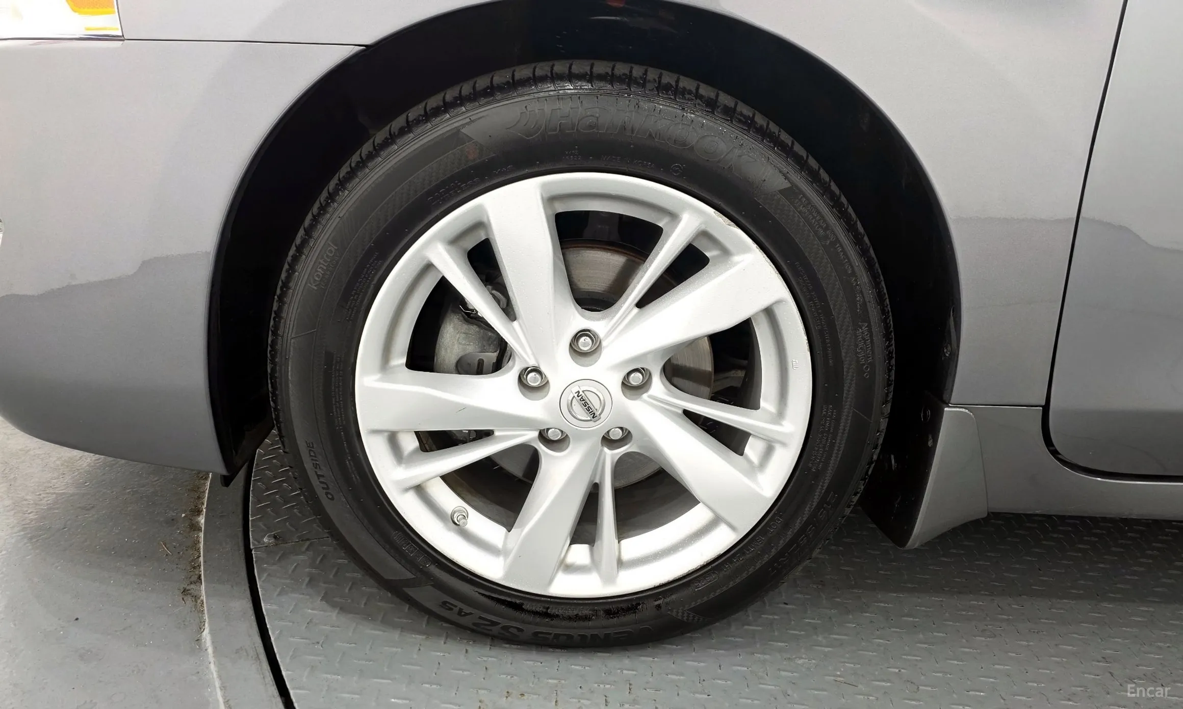 Nissan Altima превью 5