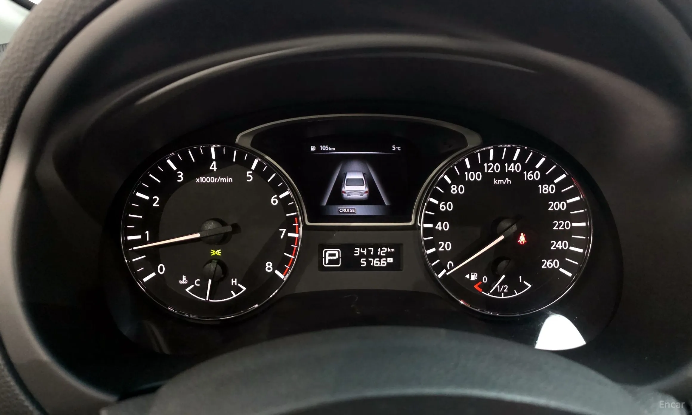 Nissan Altima превью 8