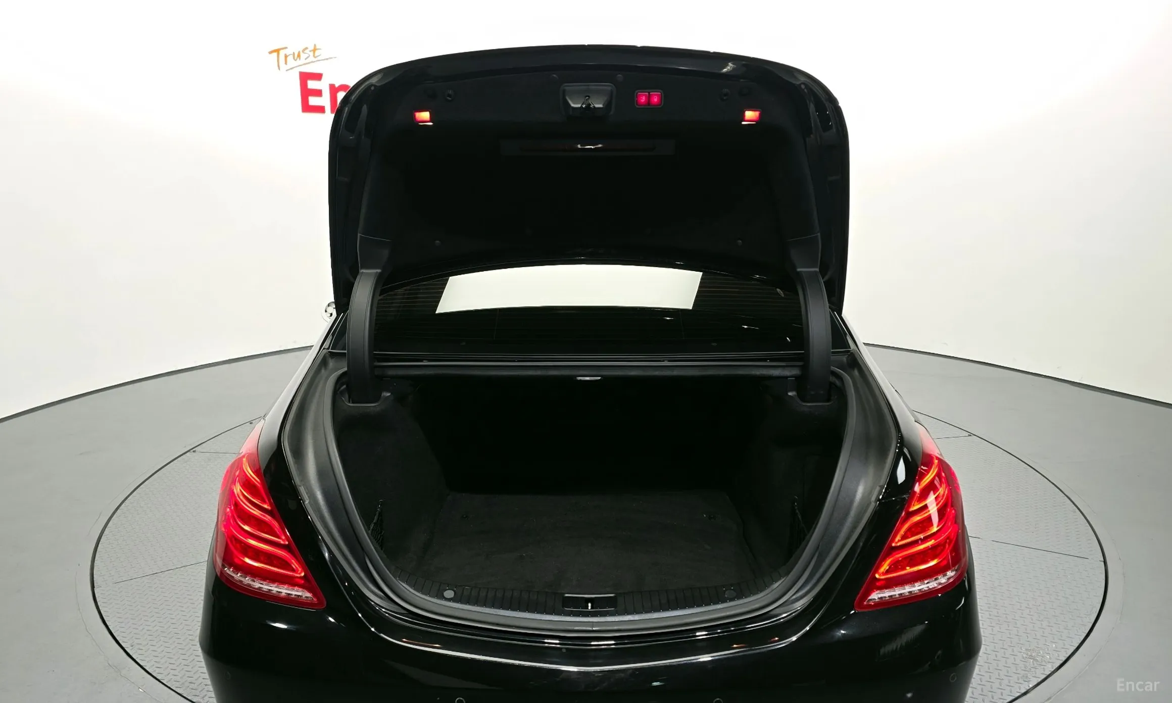 Mercedes Benz S-Class W222 превью 20