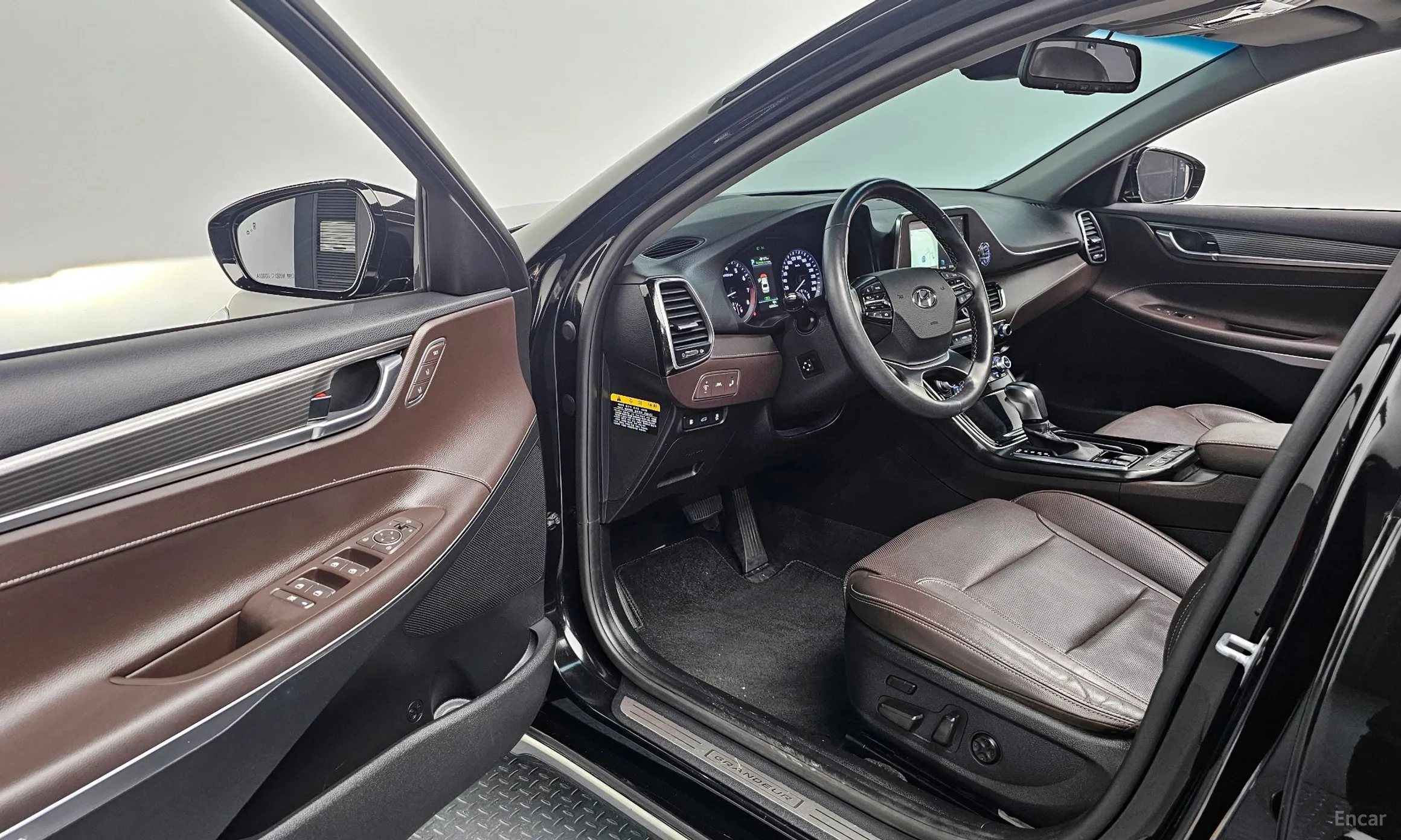 Hyundai Grandeur IG превью 11