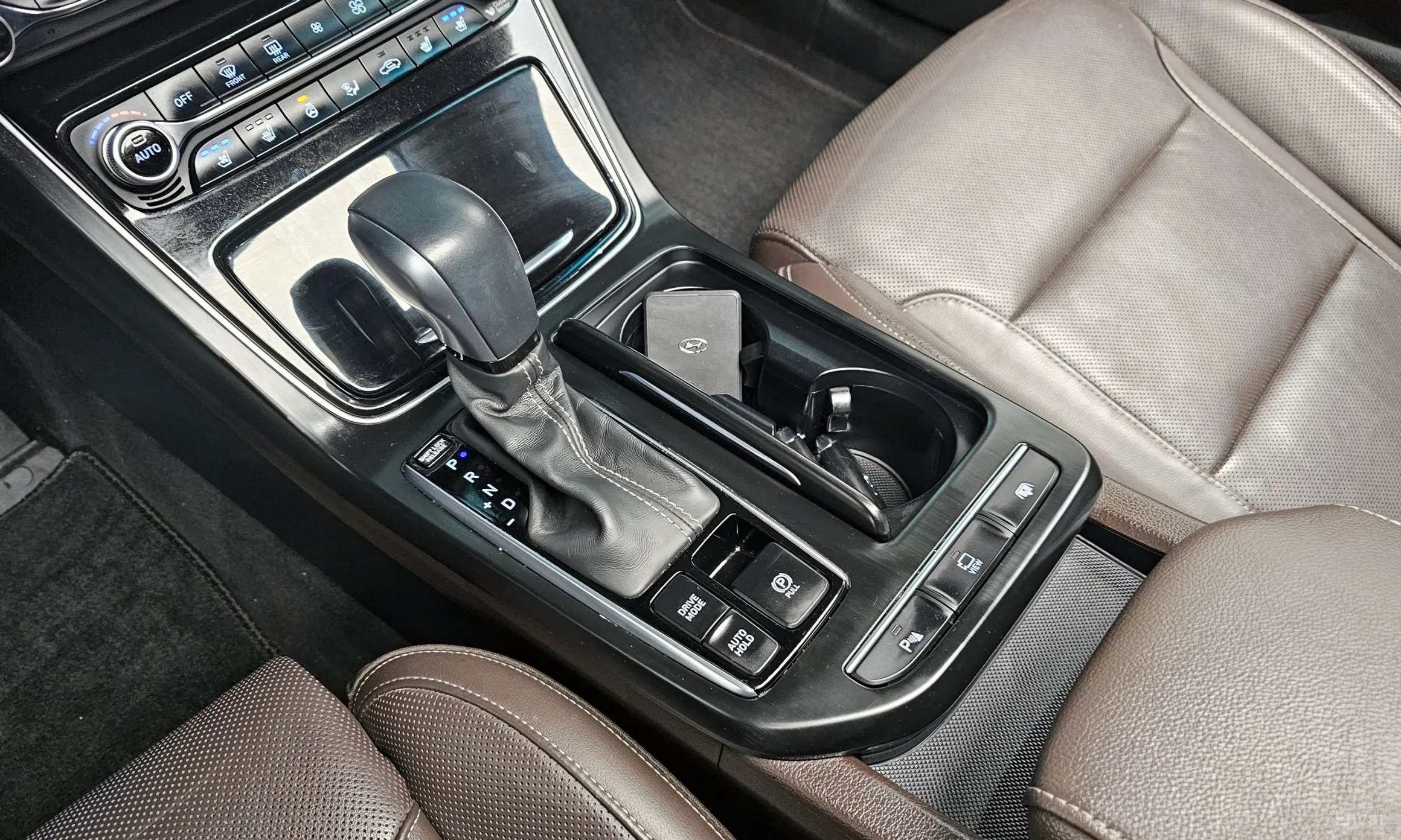 Hyundai Grandeur IG превью 9