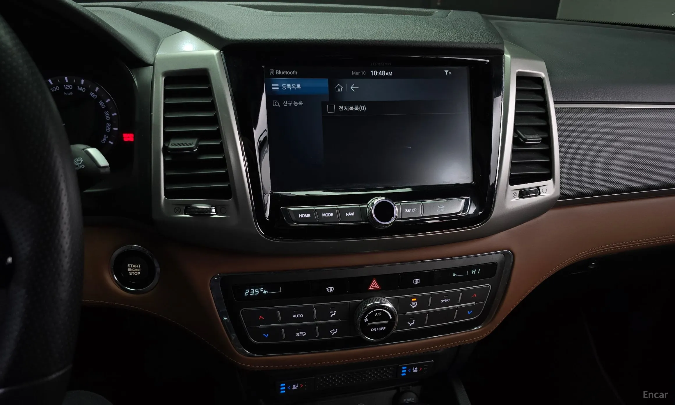 KG Mobility (SsangYong) Rexton Sports превью 16