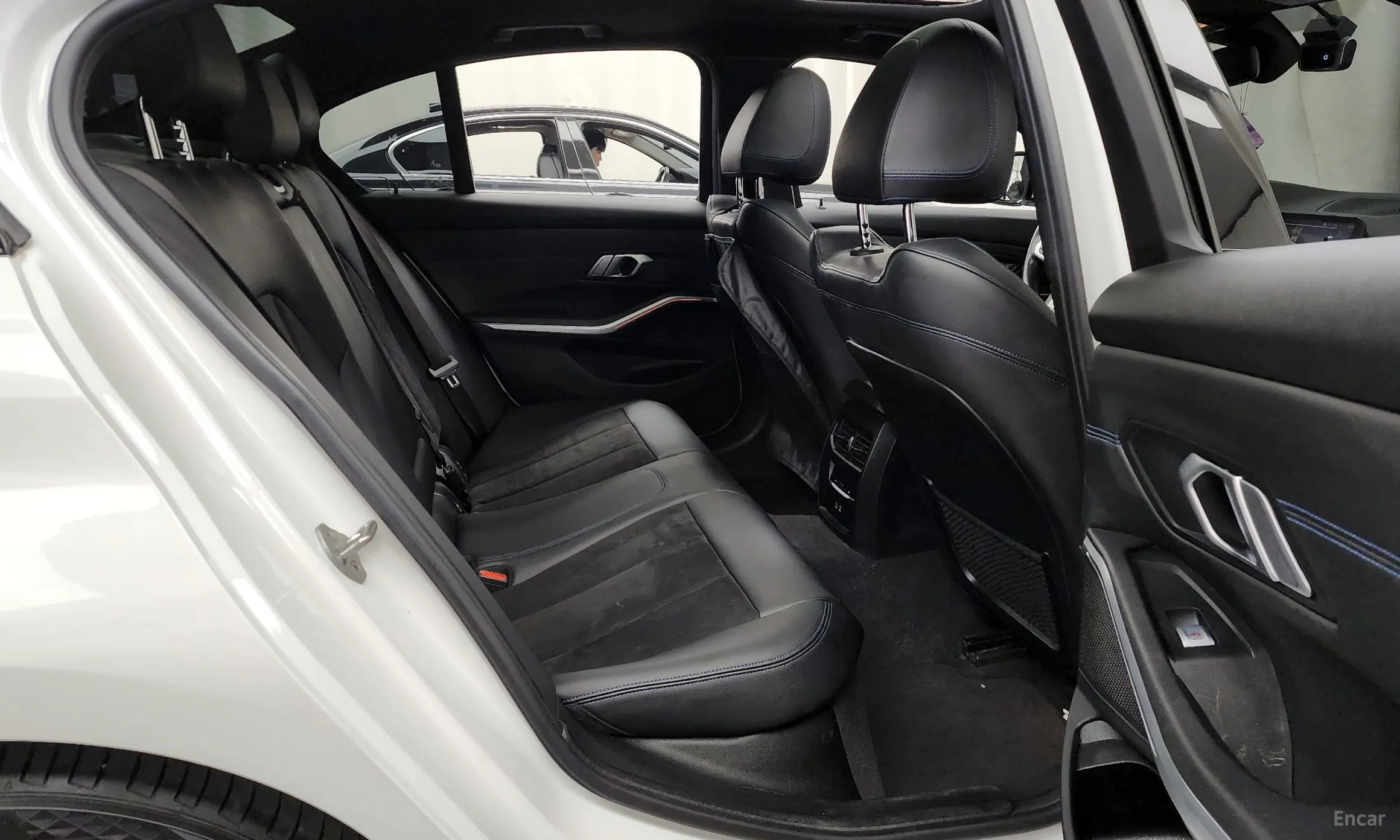 BMW 3 Series (G20) превью 12