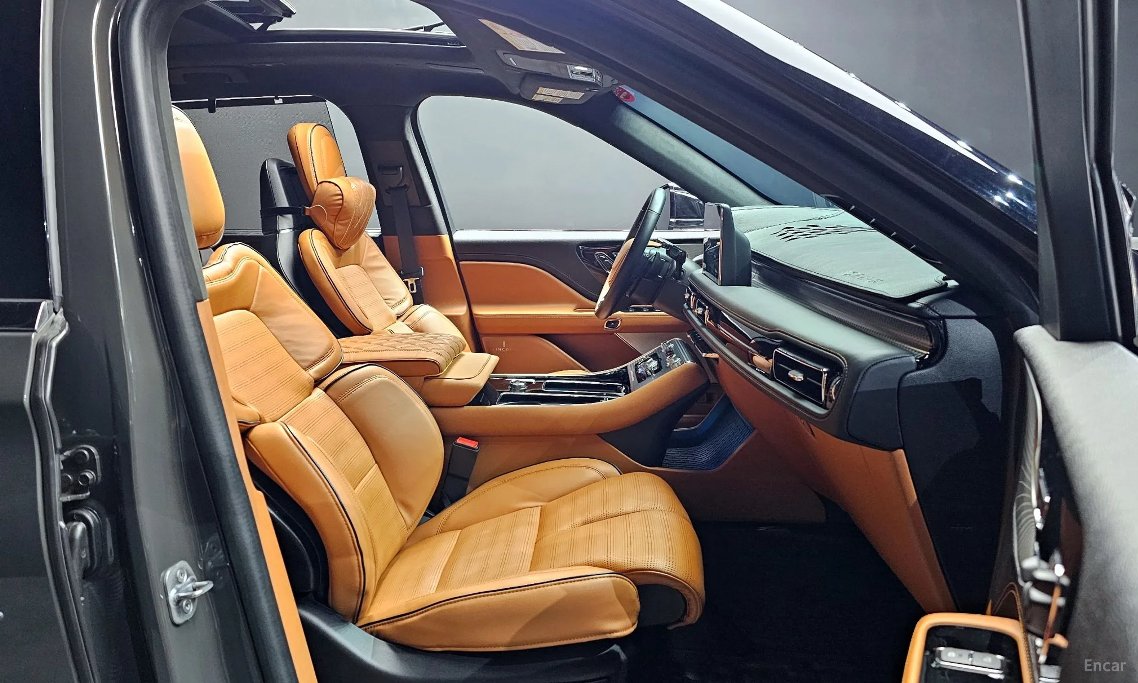 Lincoln Aviator 2nd Generation превью 10