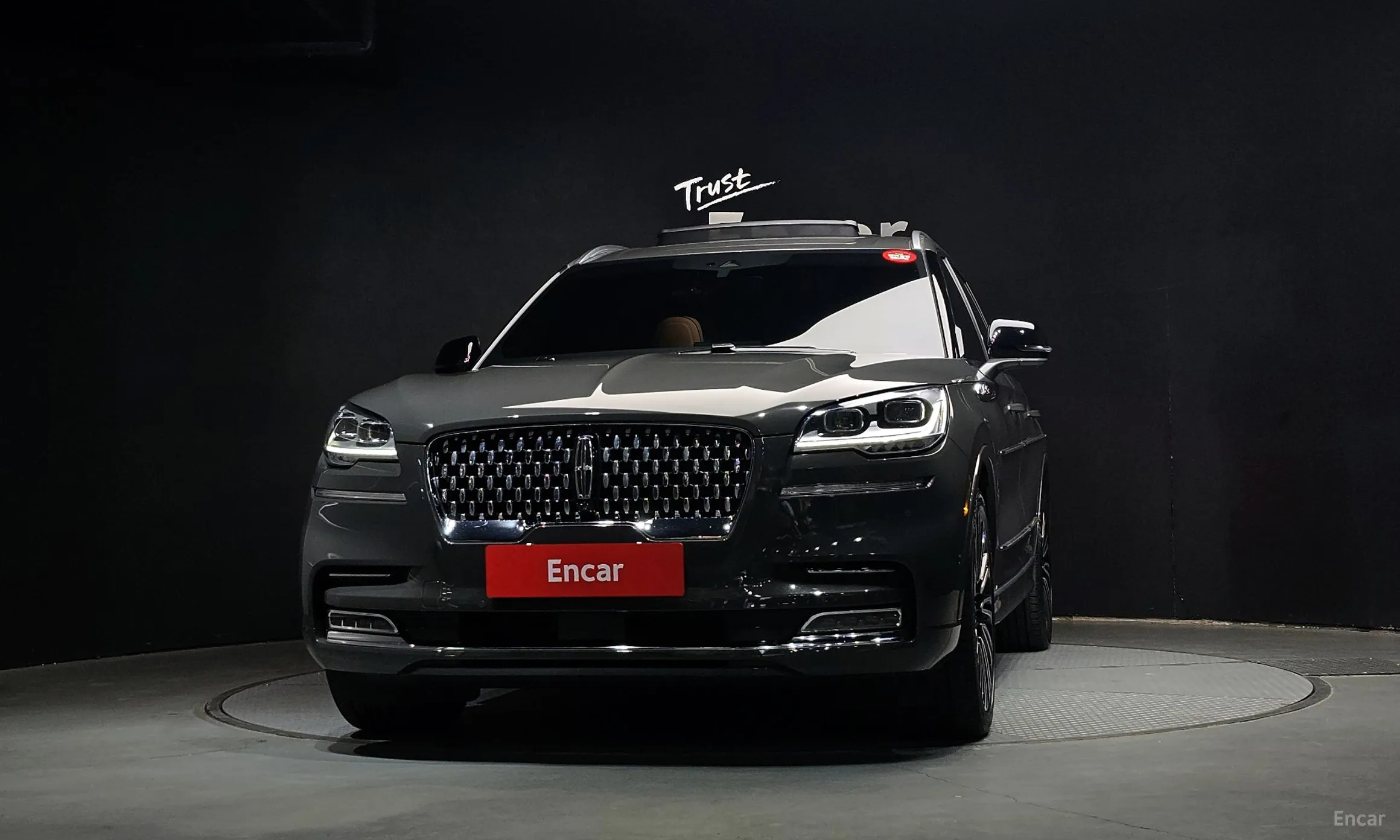 Lincoln Aviator 2nd Generation превью 3
