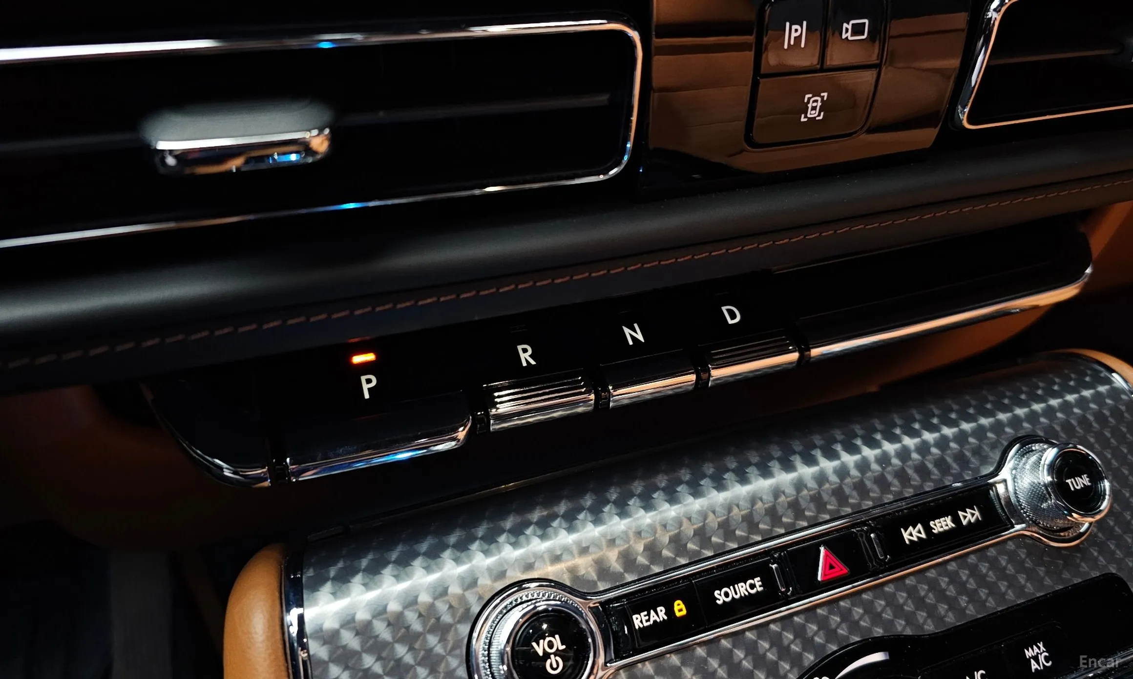 Lincoln Aviator 2nd Generation превью 9