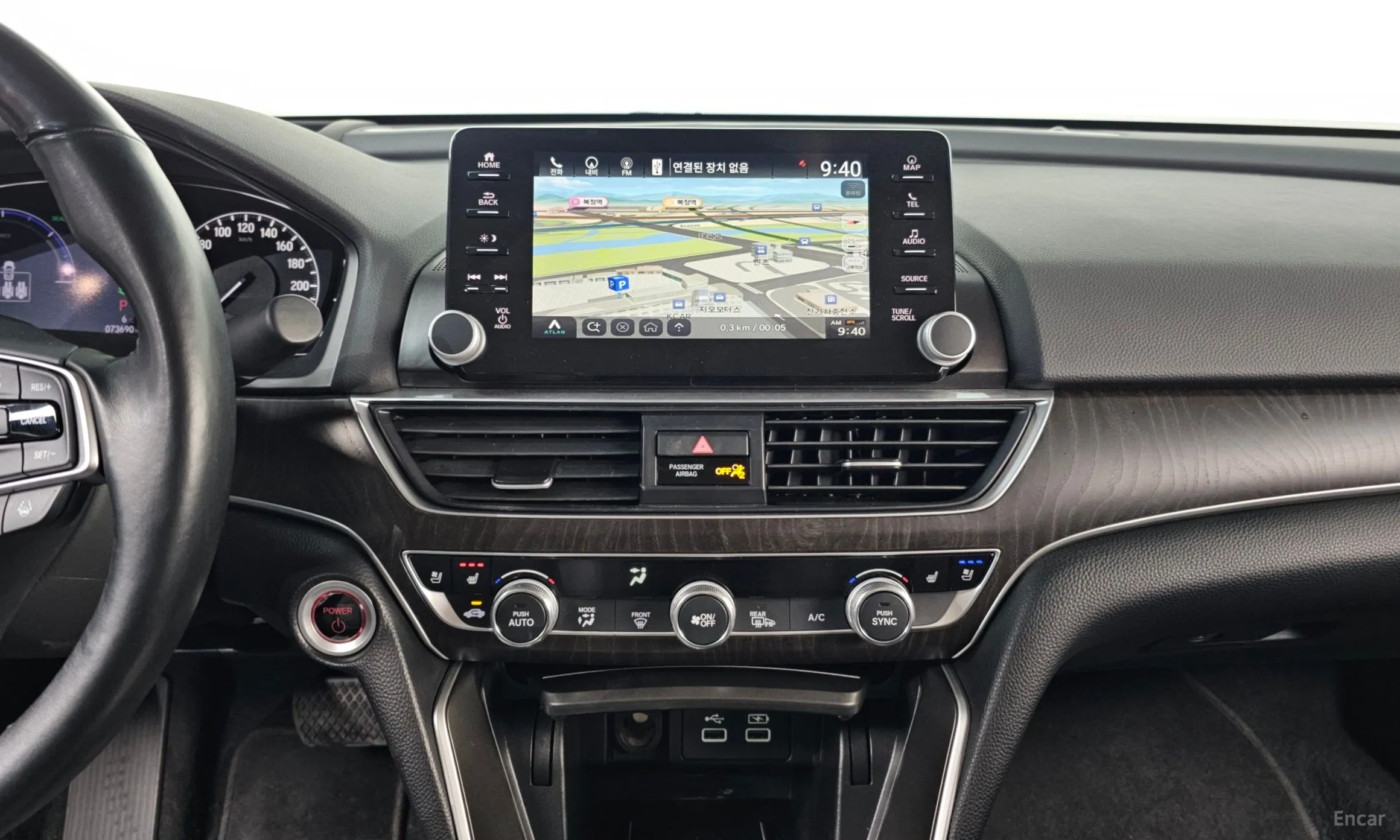 Honda Accord 10th Generation превью 14