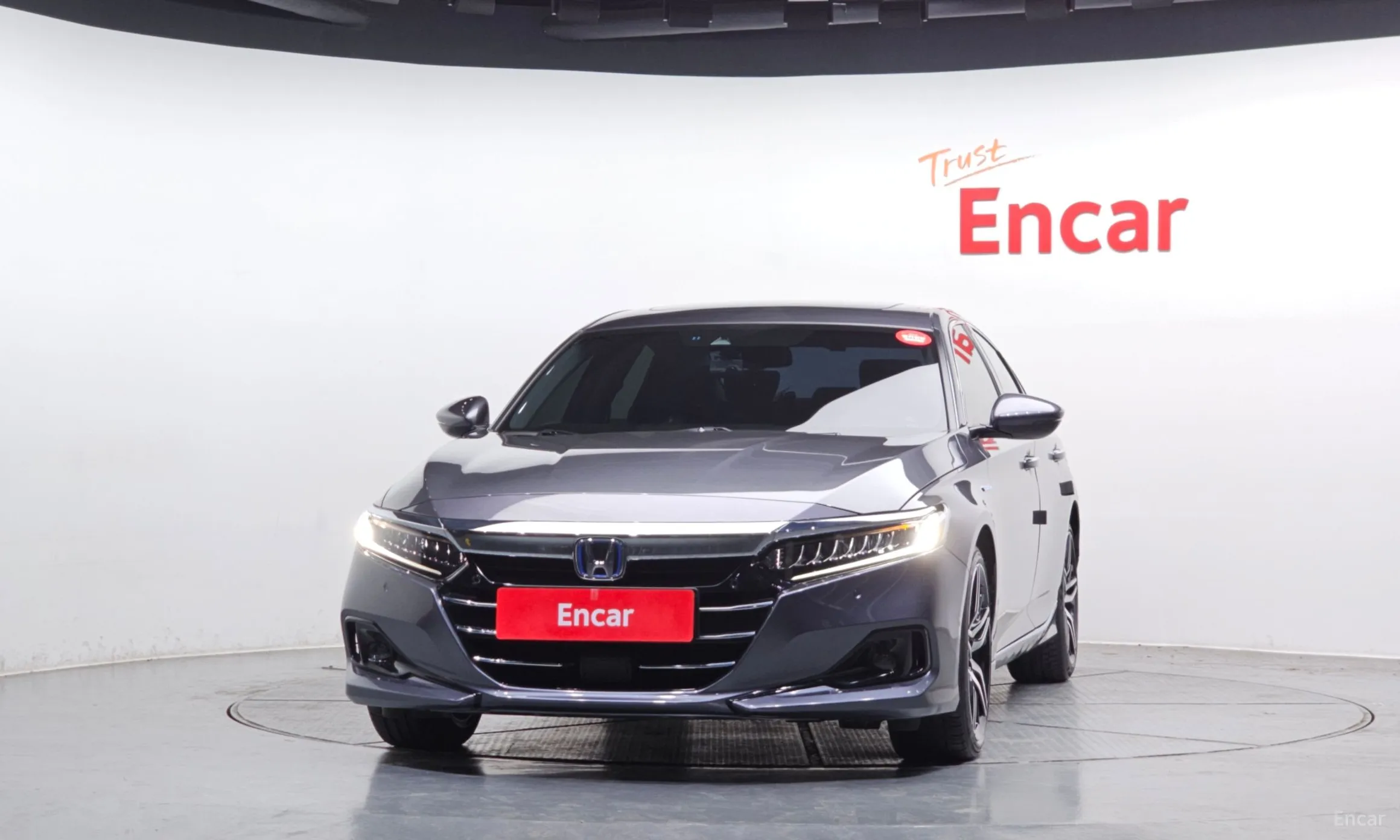 Honda Accord 10th Generation превью 3