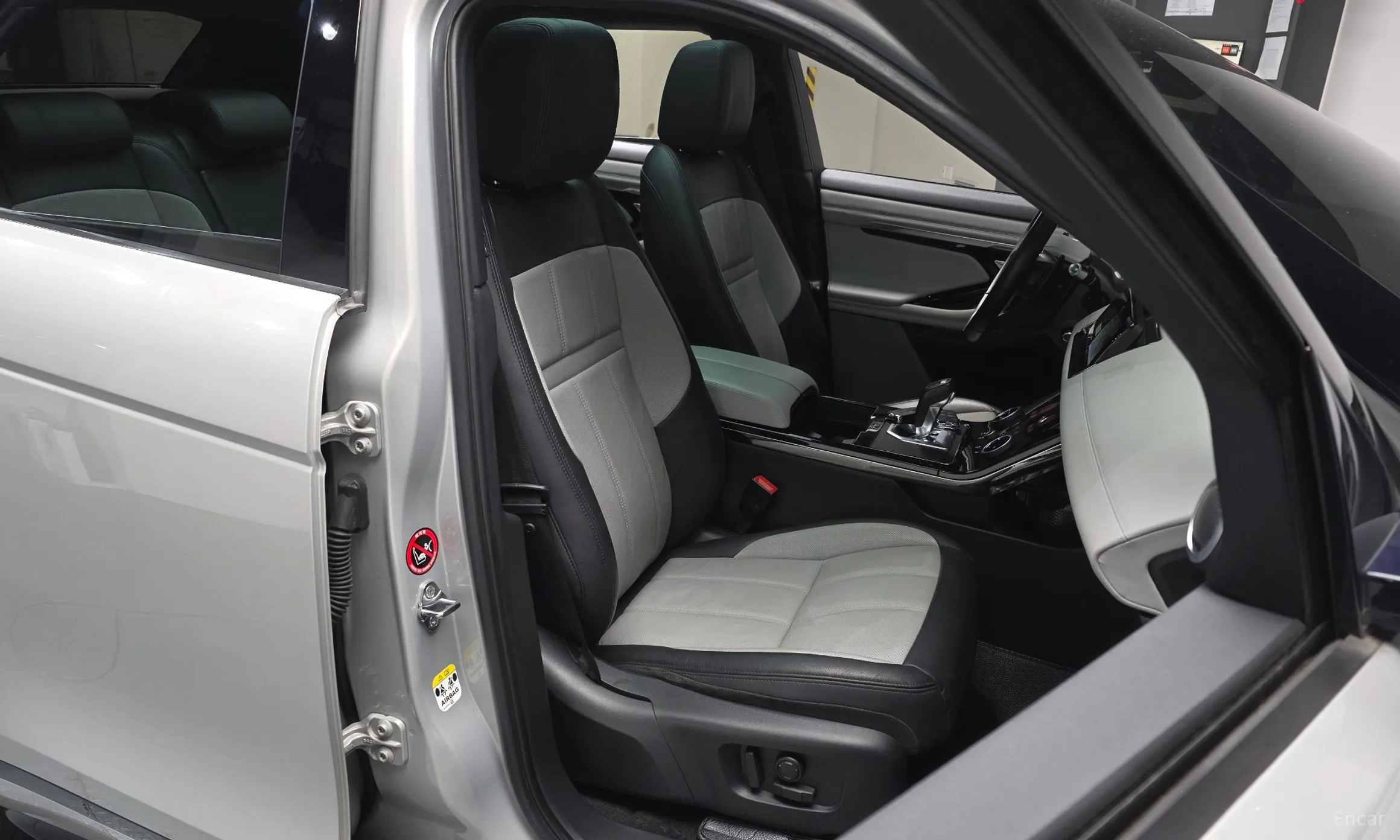 Land Rover Range Rover Evoque 2nd Generation превью 12