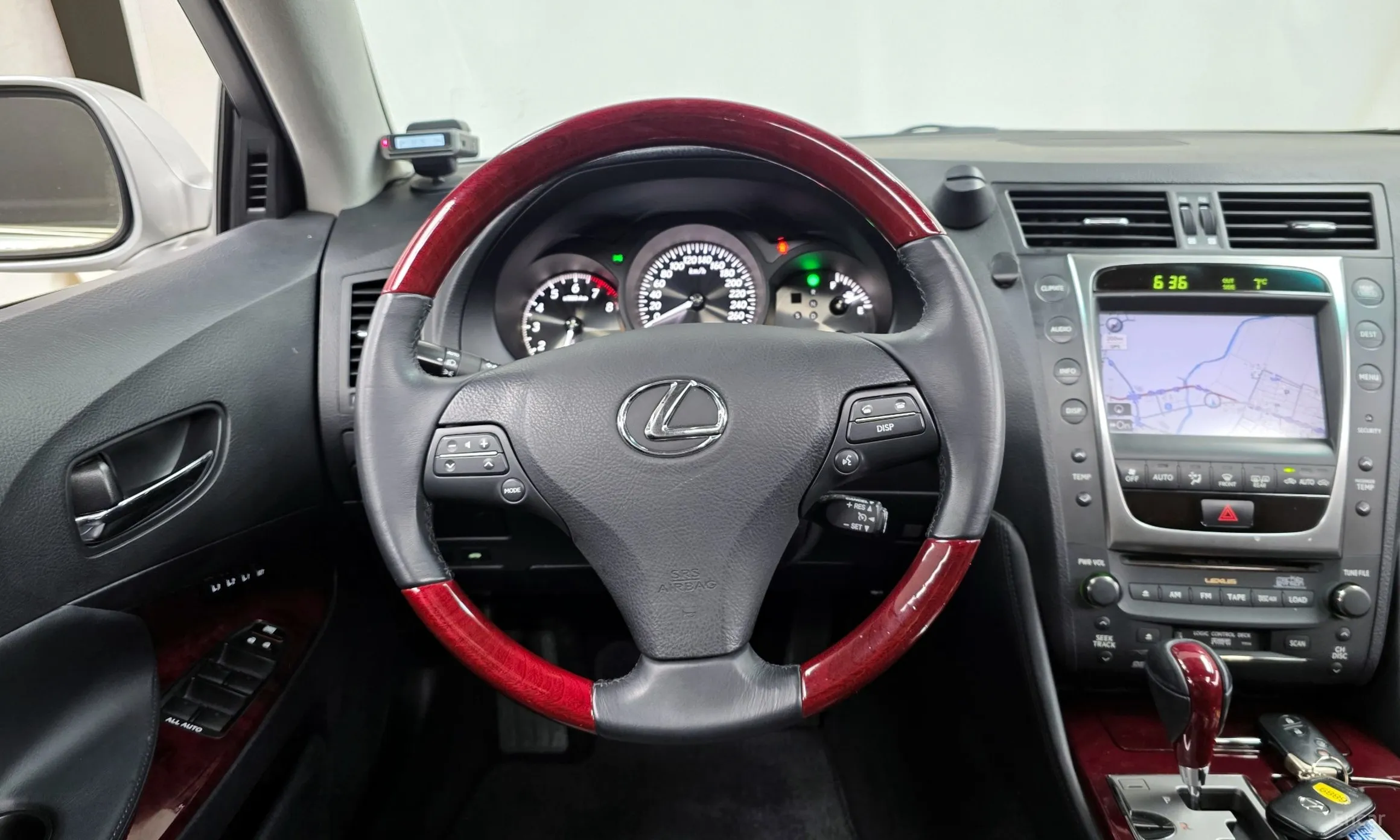 Lexus GS350 превью 13