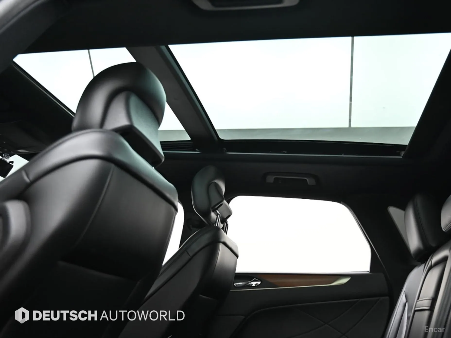 Lincoln MKC превью 18
