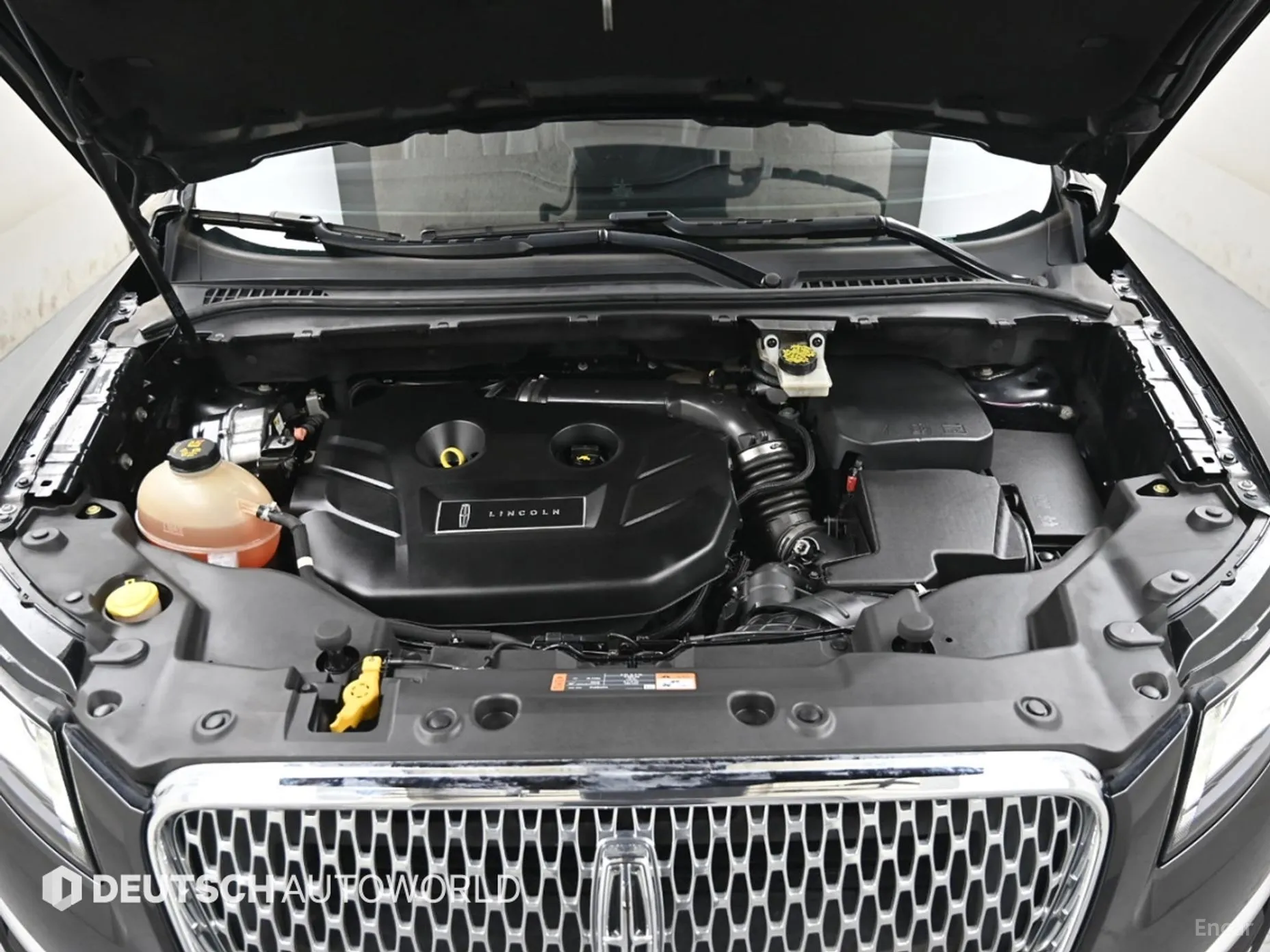 Lincoln MKC превью 6