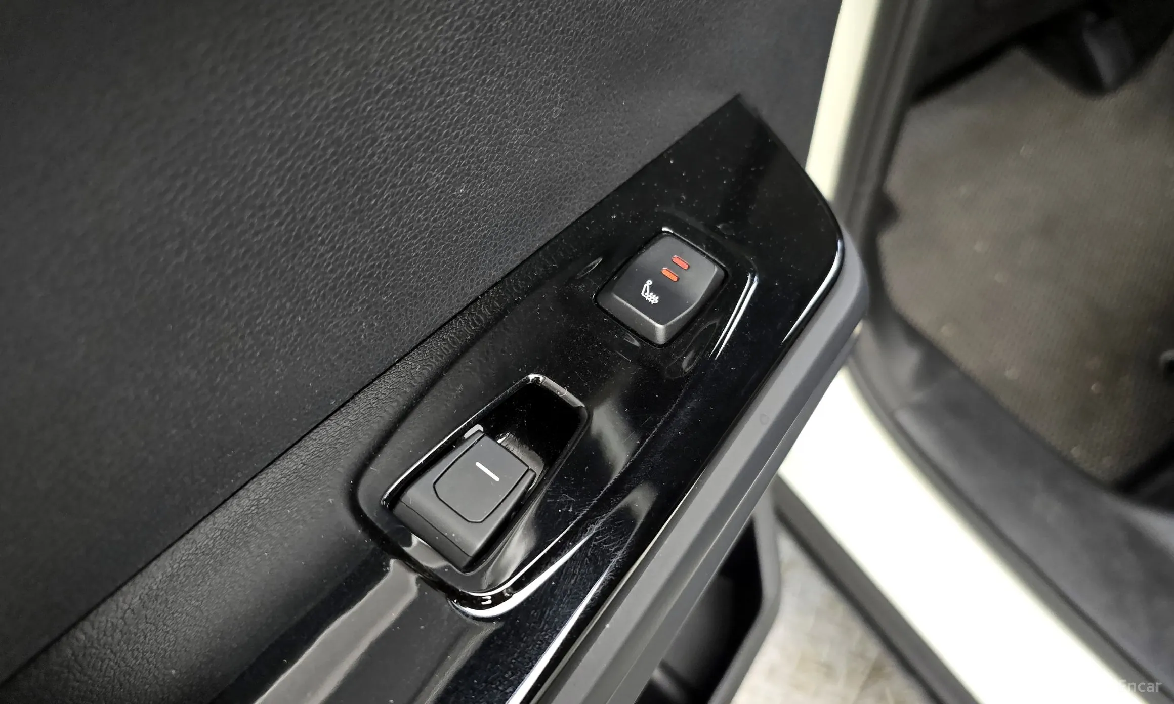 KG Mobility (SsangYong) Torres превью 19