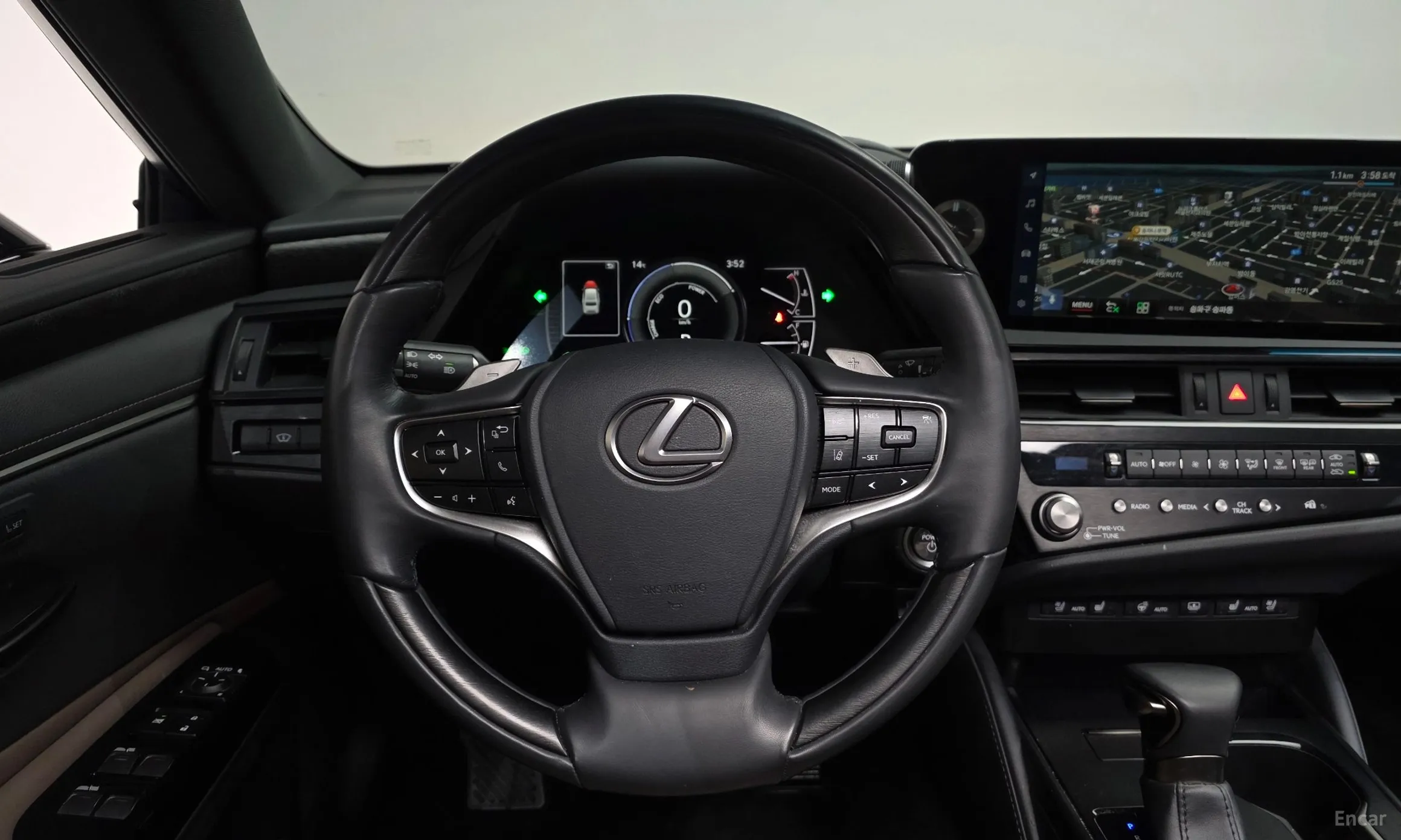Lexus ES300h 7th Generation превью 13