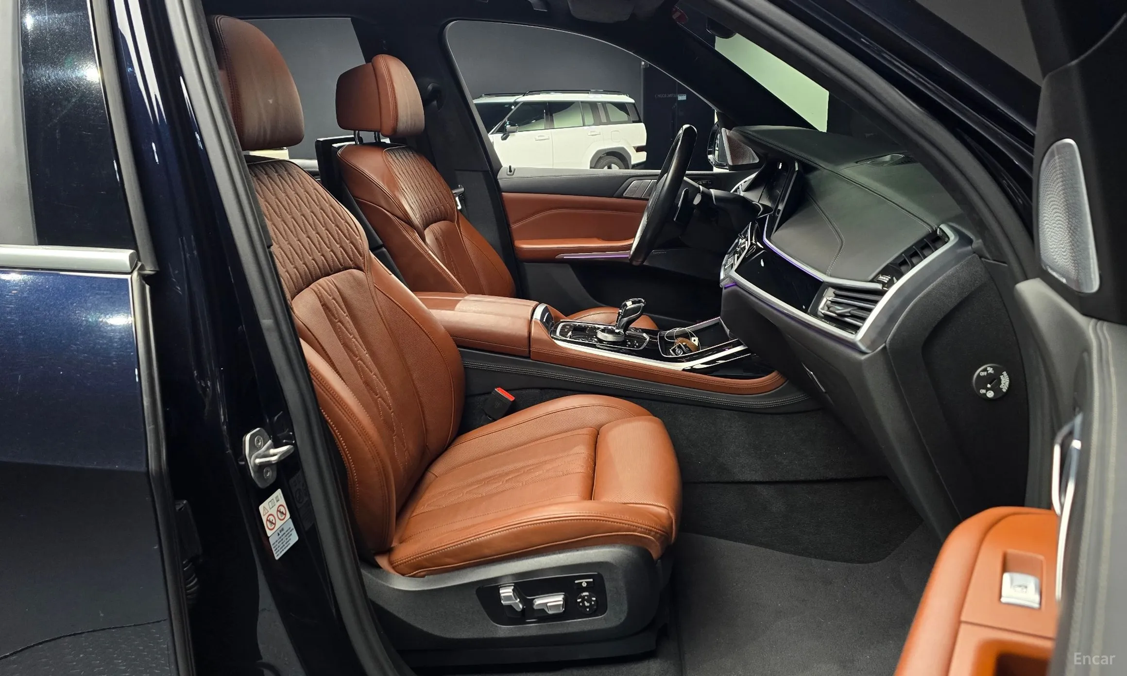 BMW X7 (G07) превью 10