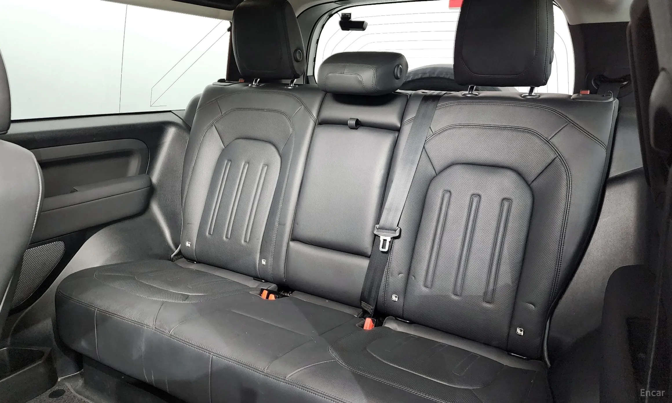 Land Rover Defender (L663) превью 12