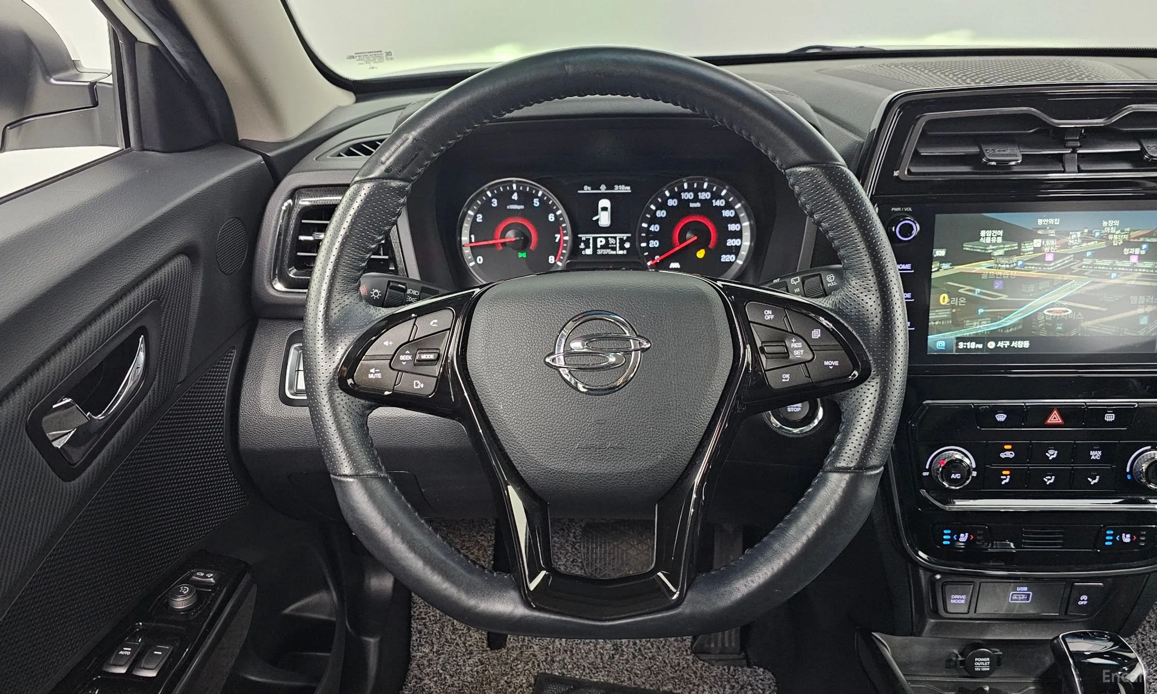 KG Mobility (SsangYong) Berry New Tivoli превью 13