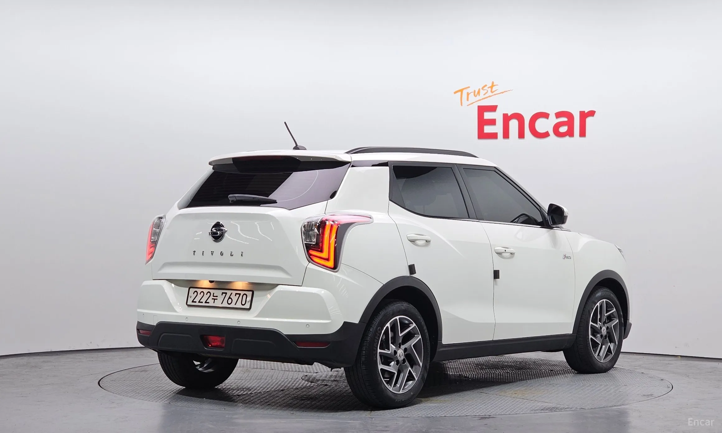 KG Mobility (SsangYong) Berry New Tivoli превью 2