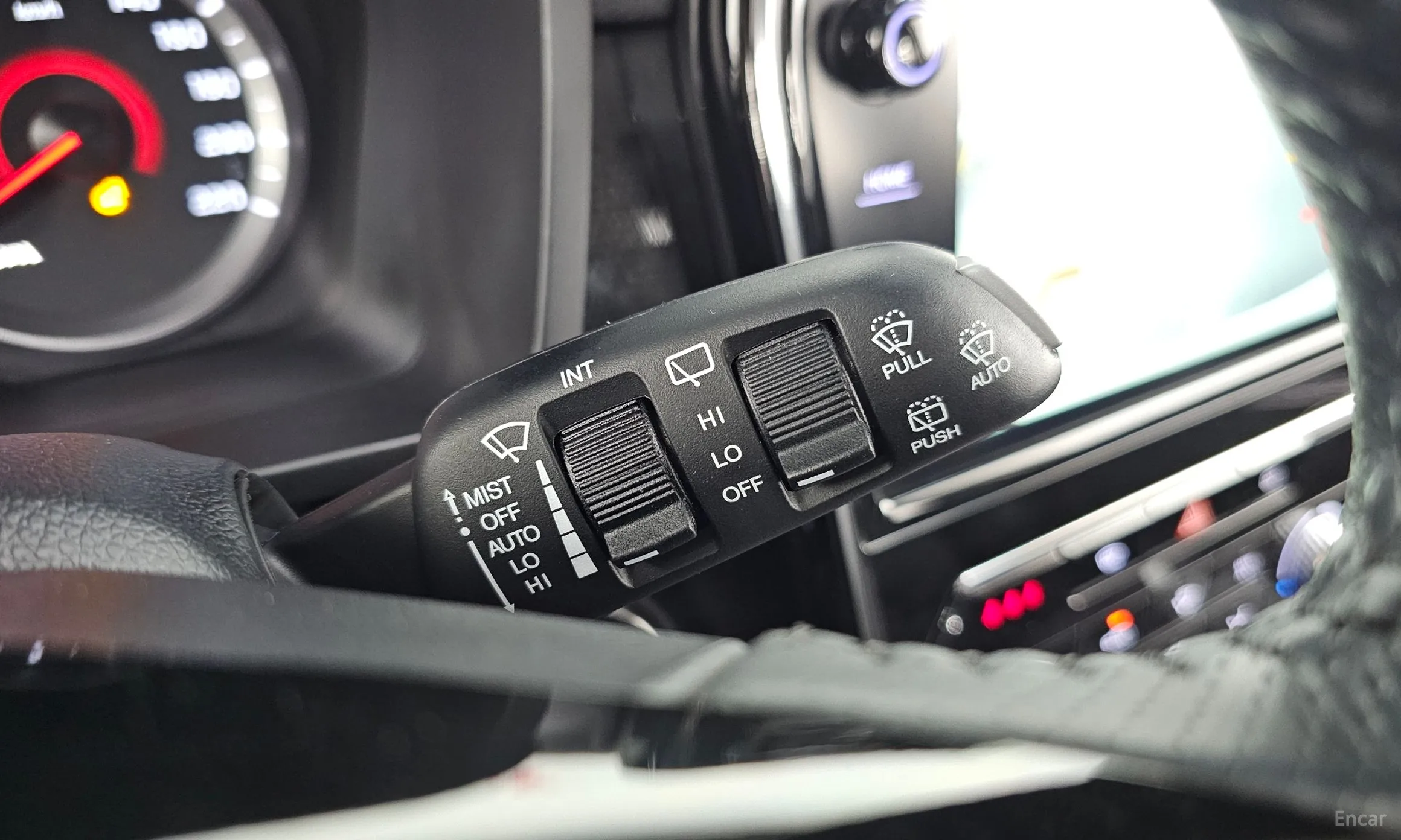 KG Mobility (SsangYong) Berry New Tivoli превью 18