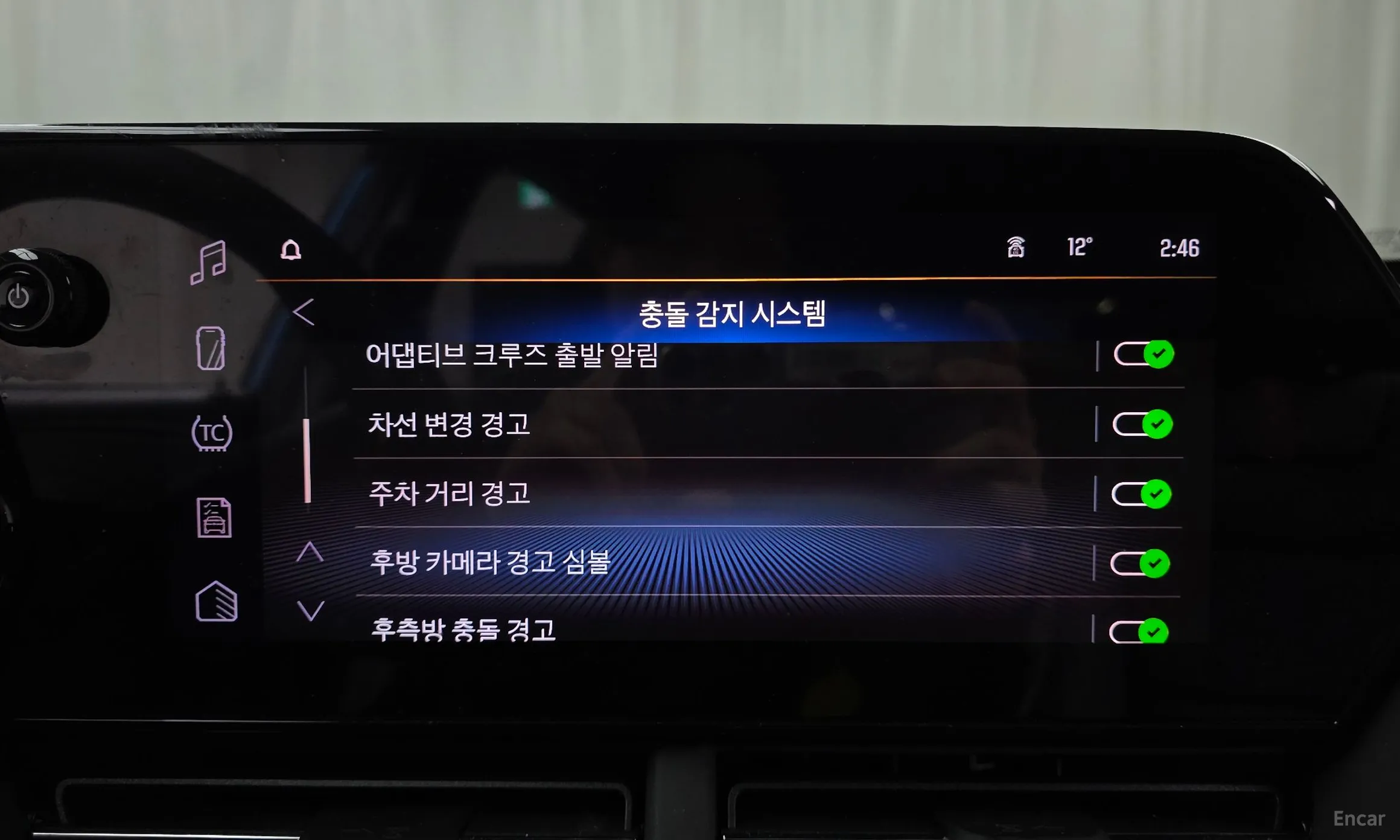 Chevrolet (GM Daewoo) Trax Crossover превью 16