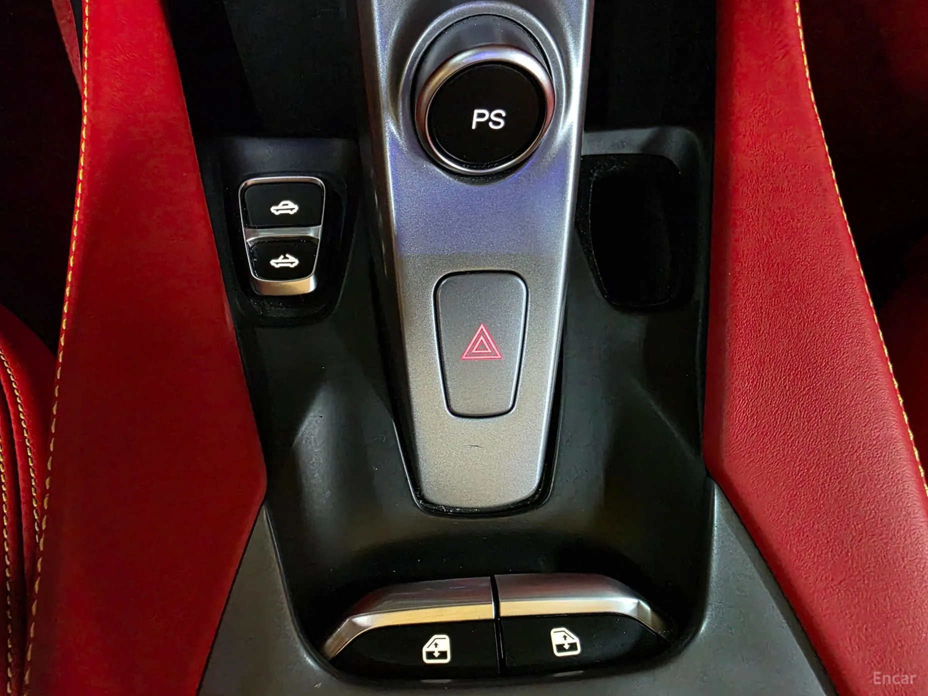 Ferrari Portofino превью 19