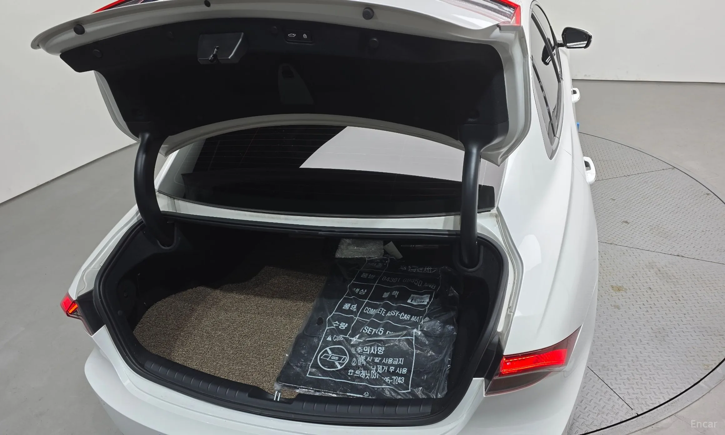 Hyundai Grandeur IG Hybrid превью 20
