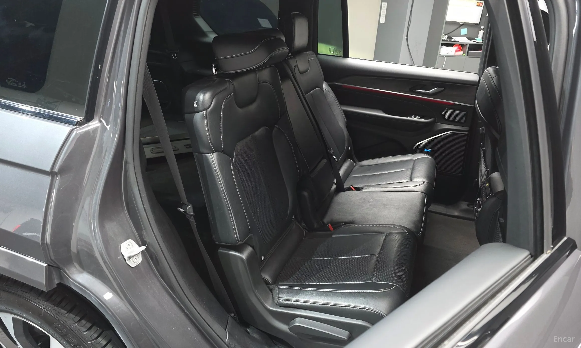 Jeep Grand Cherokee (WL) превью 11