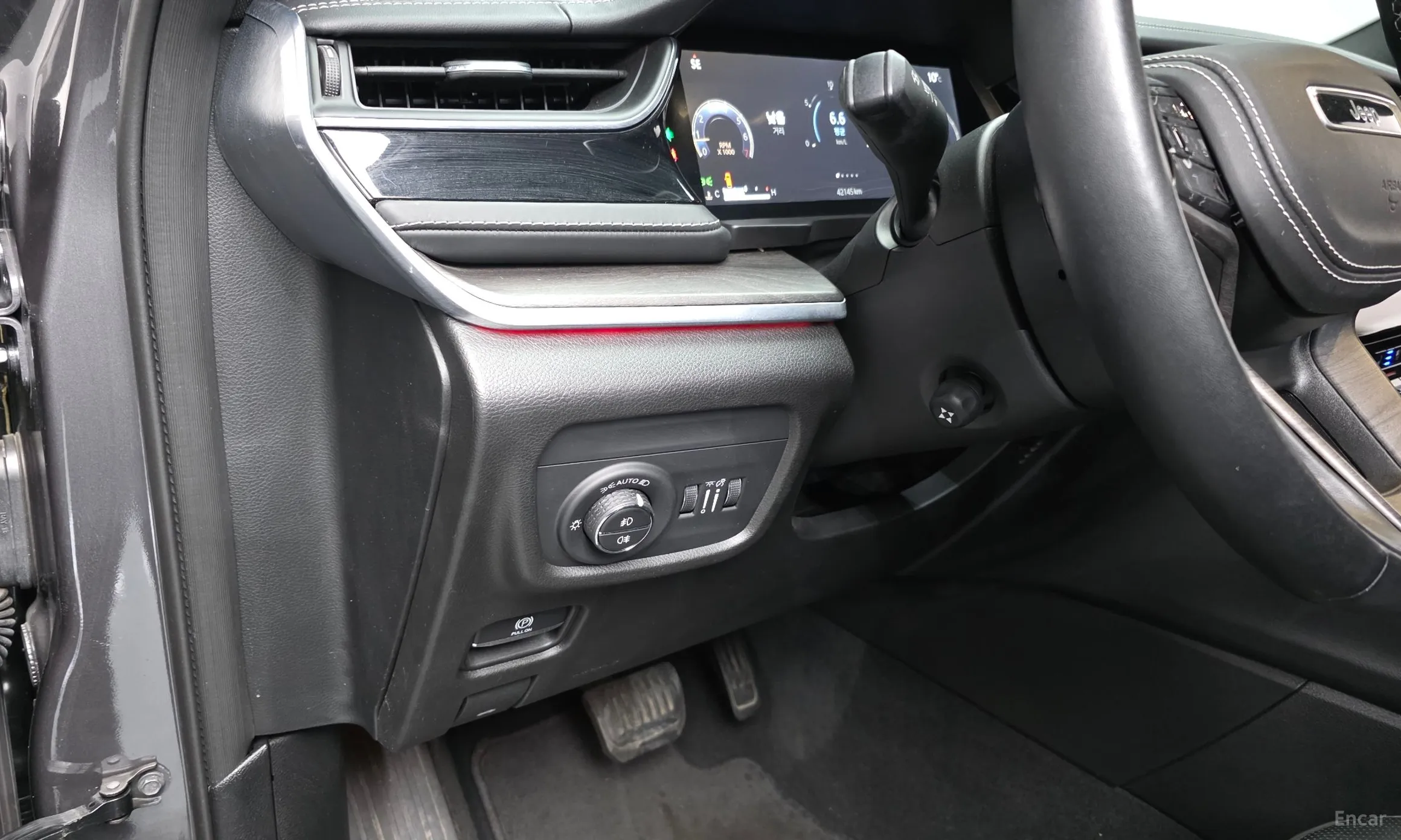 Jeep Grand Cherokee (WL) превью 13