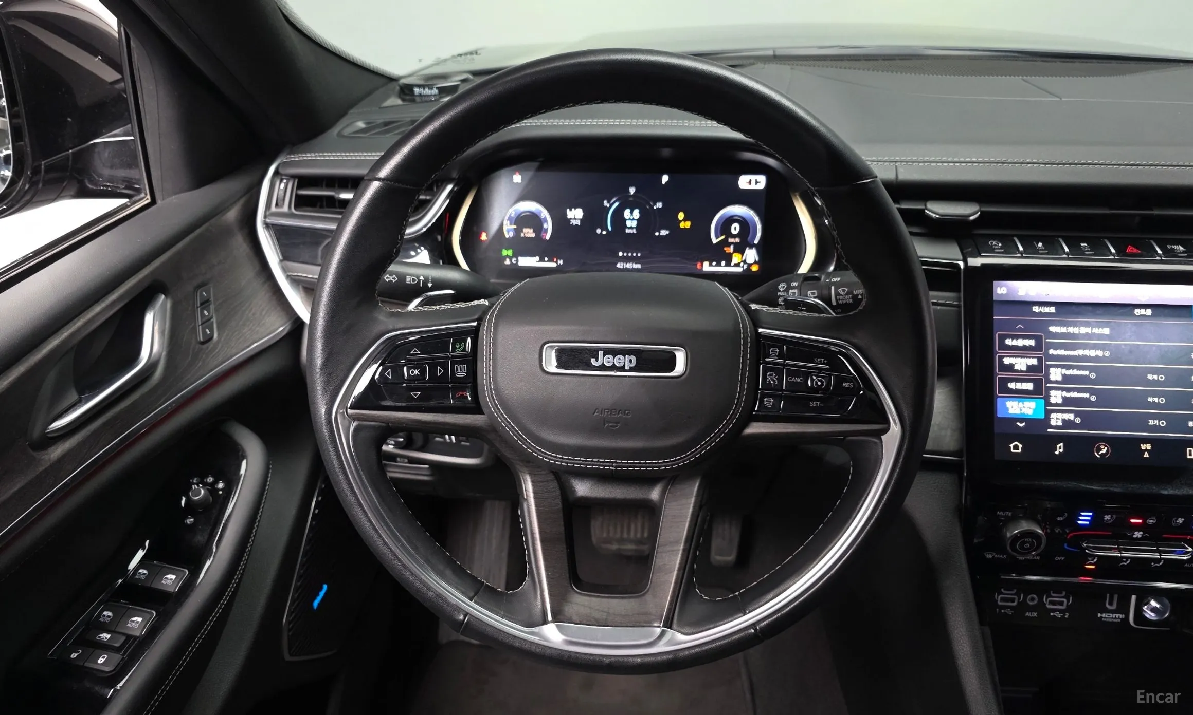 Jeep Grand Cherokee (WL) превью 14