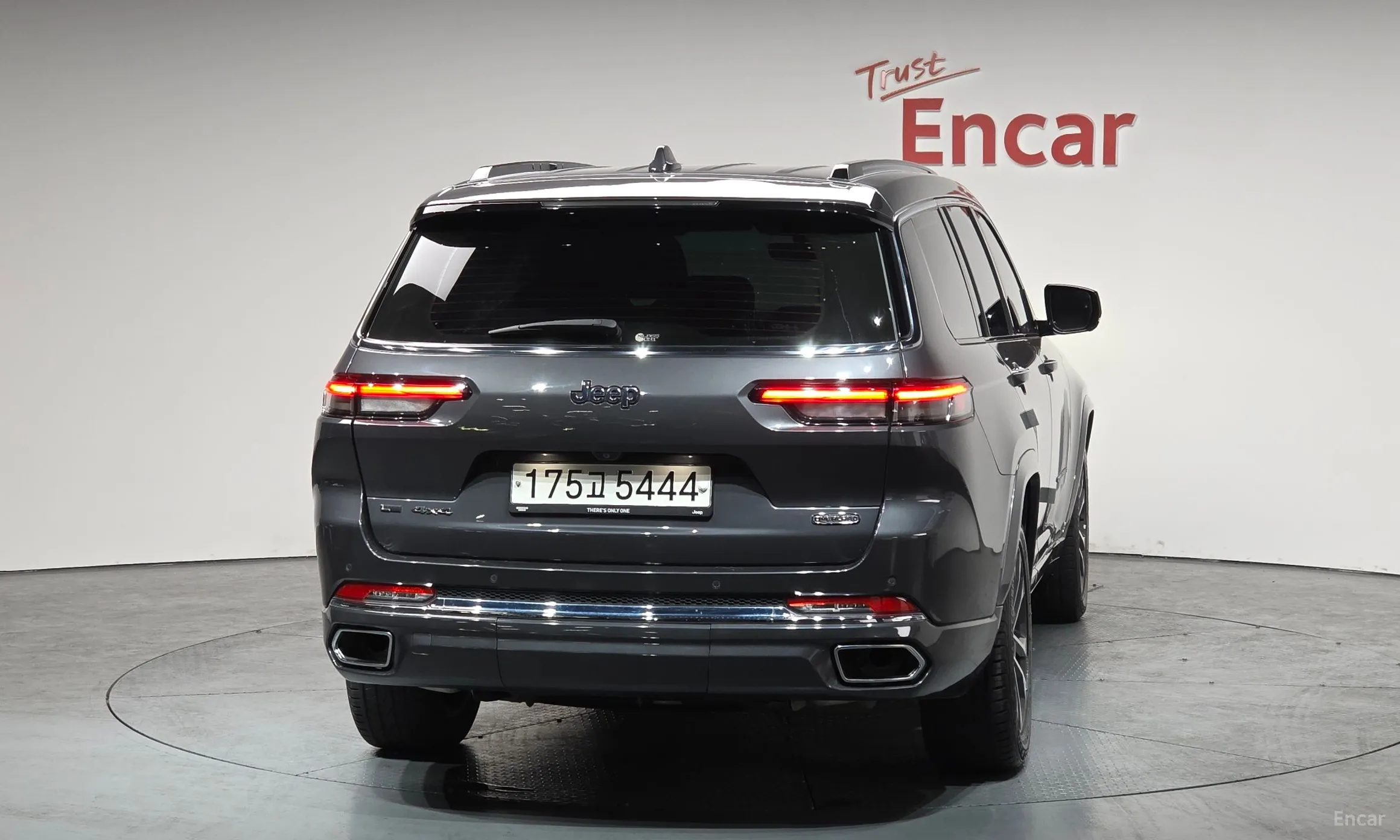 Jeep Grand Cherokee (WL) превью 4