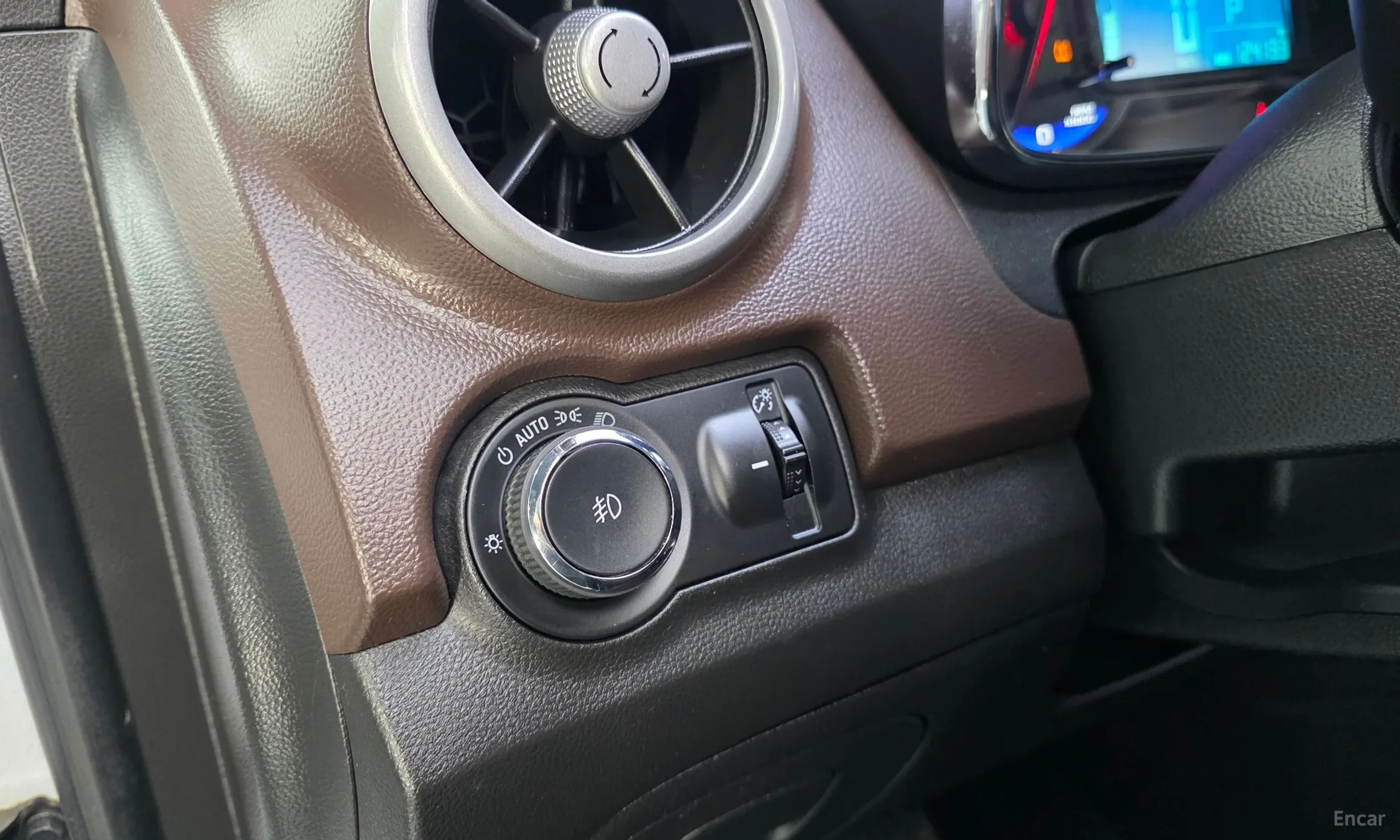 Chevrolet (GM Daewoo) Trax превью 13