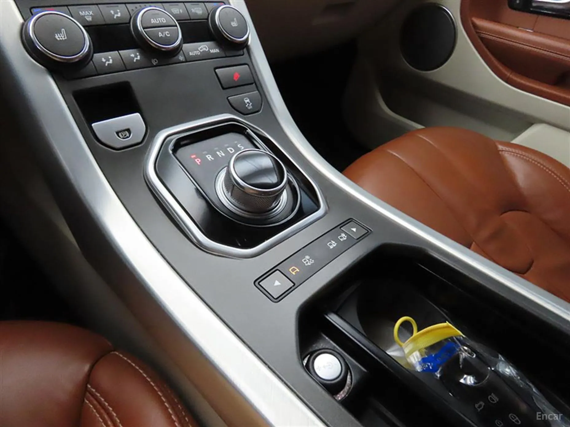 Land Rover Range Rover Evoque превью 11