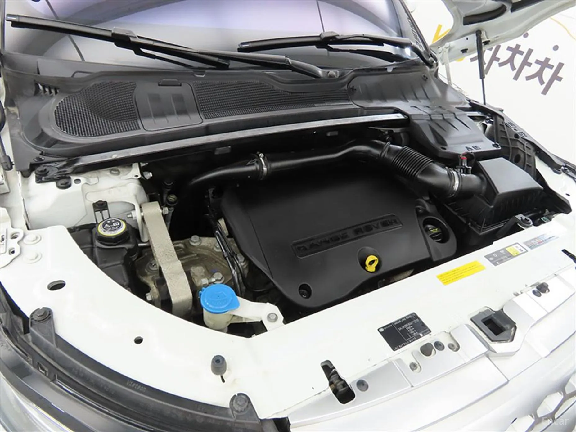 Land Rover Range Rover Evoque превью 19