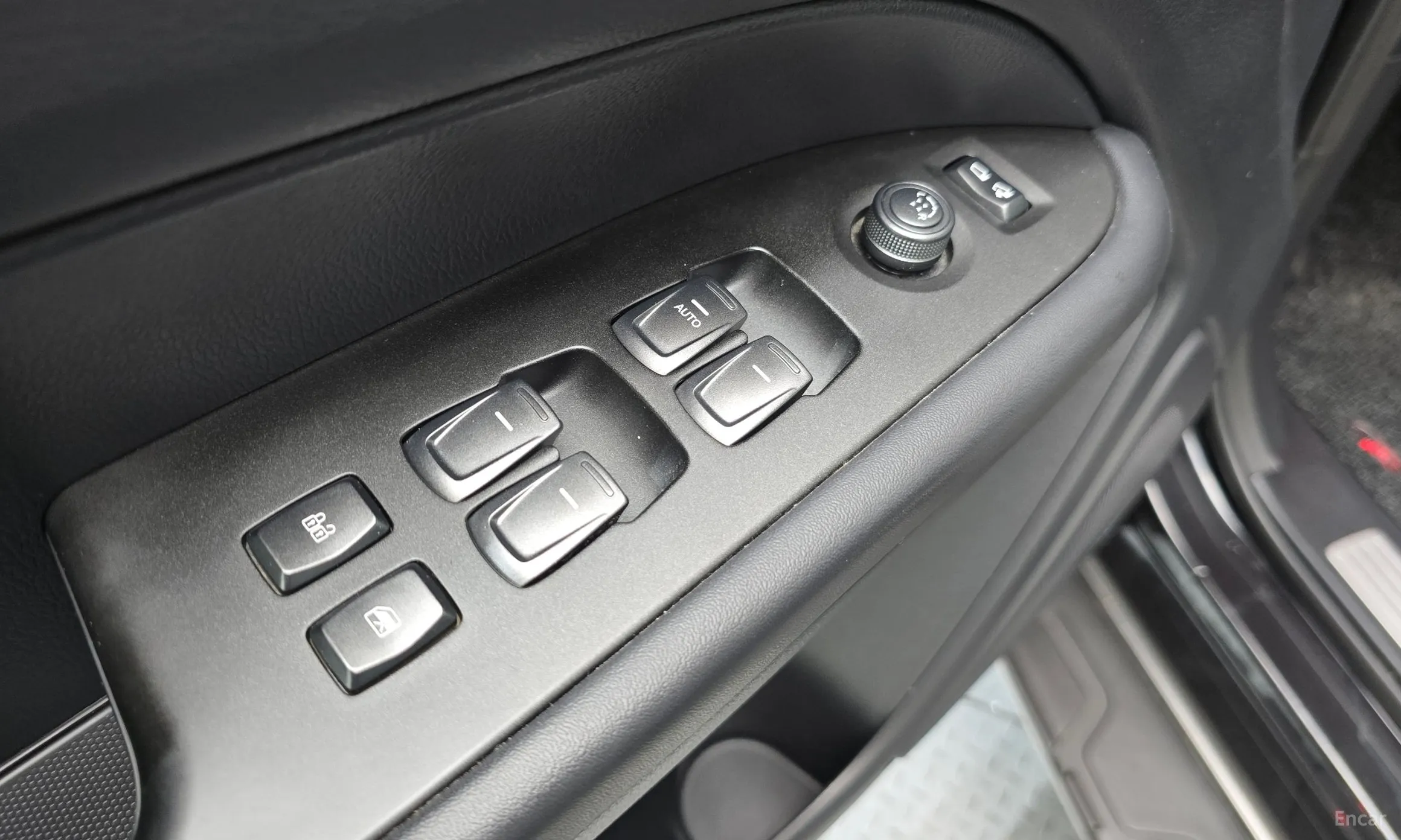 KG Mobility (SsangYong) Rexton Sports превью 14