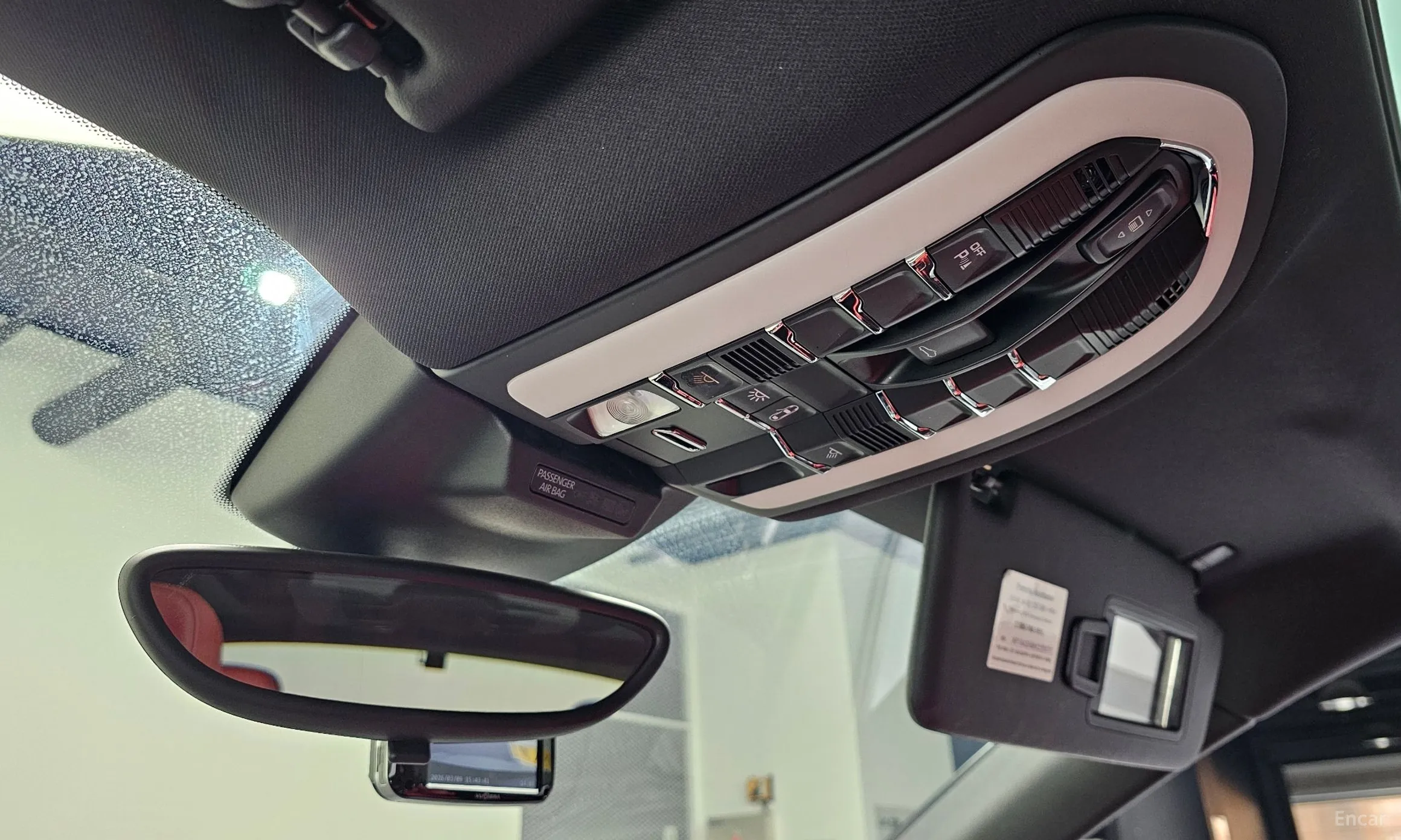 Porsche Macan превью 20