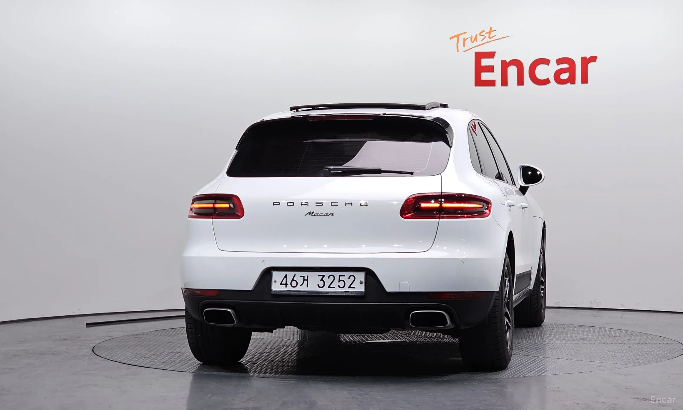 Porsche Macan превью 4