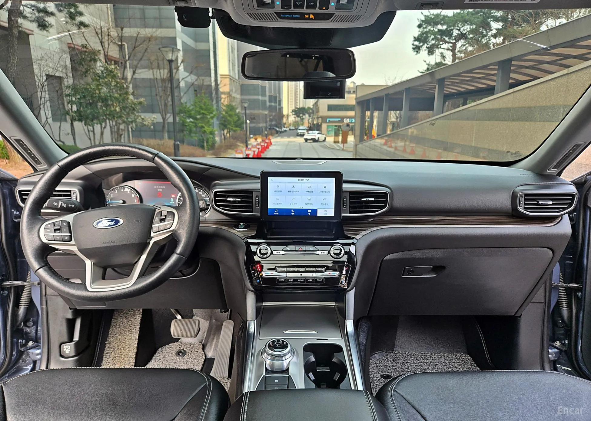 Ford Explorer 6th Generation превью 10