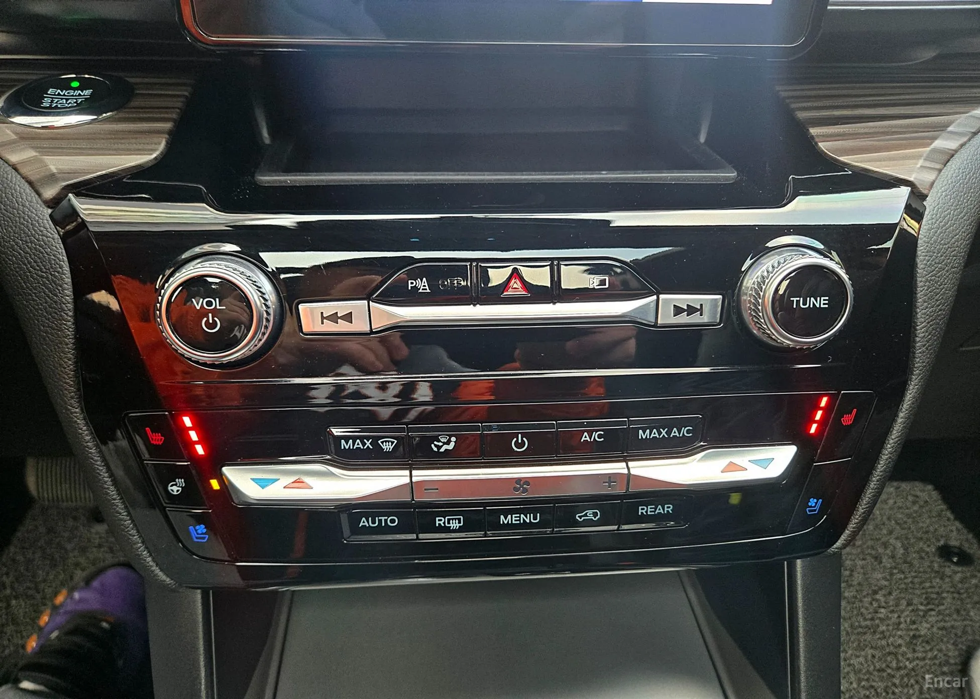 Ford Explorer 6th Generation превью 14