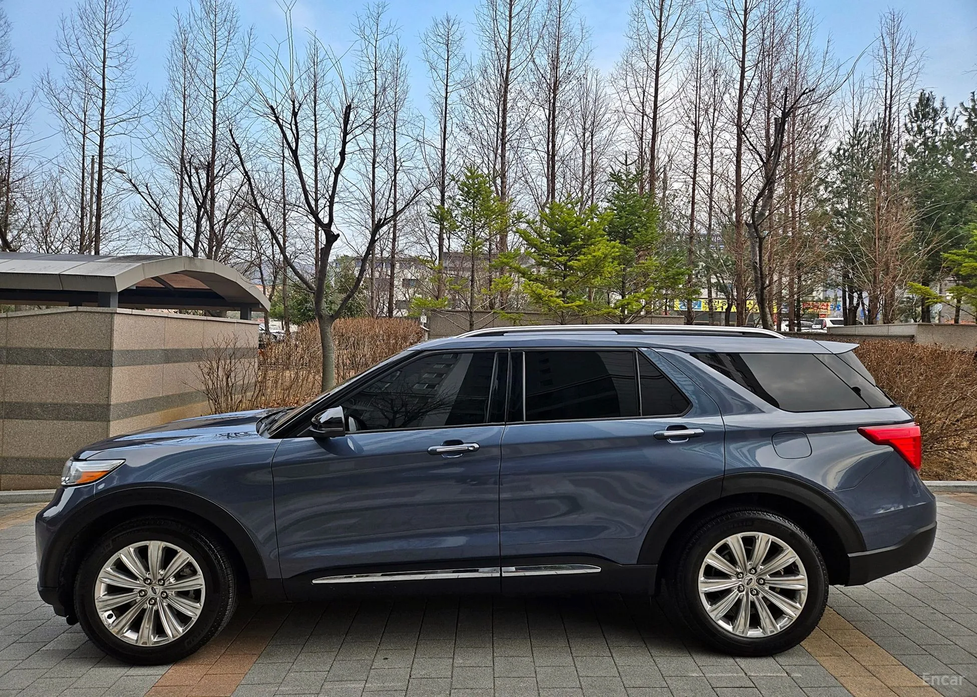 Ford Explorer 6th Generation превью 3
