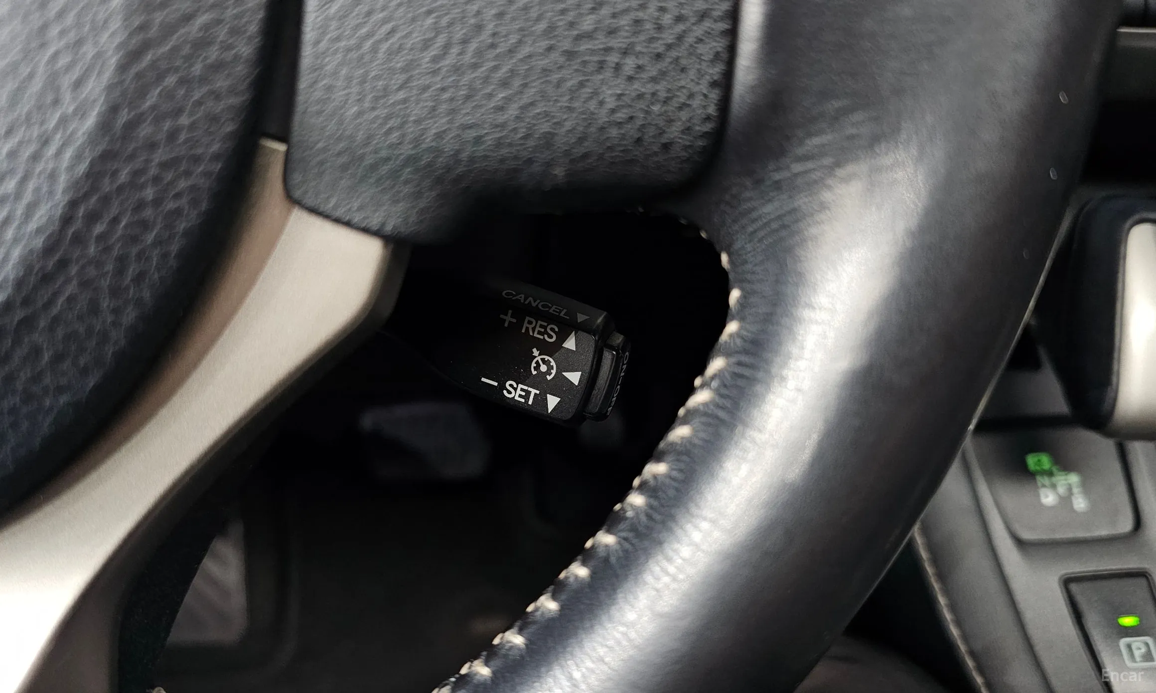 Lexus CT200h превью 10