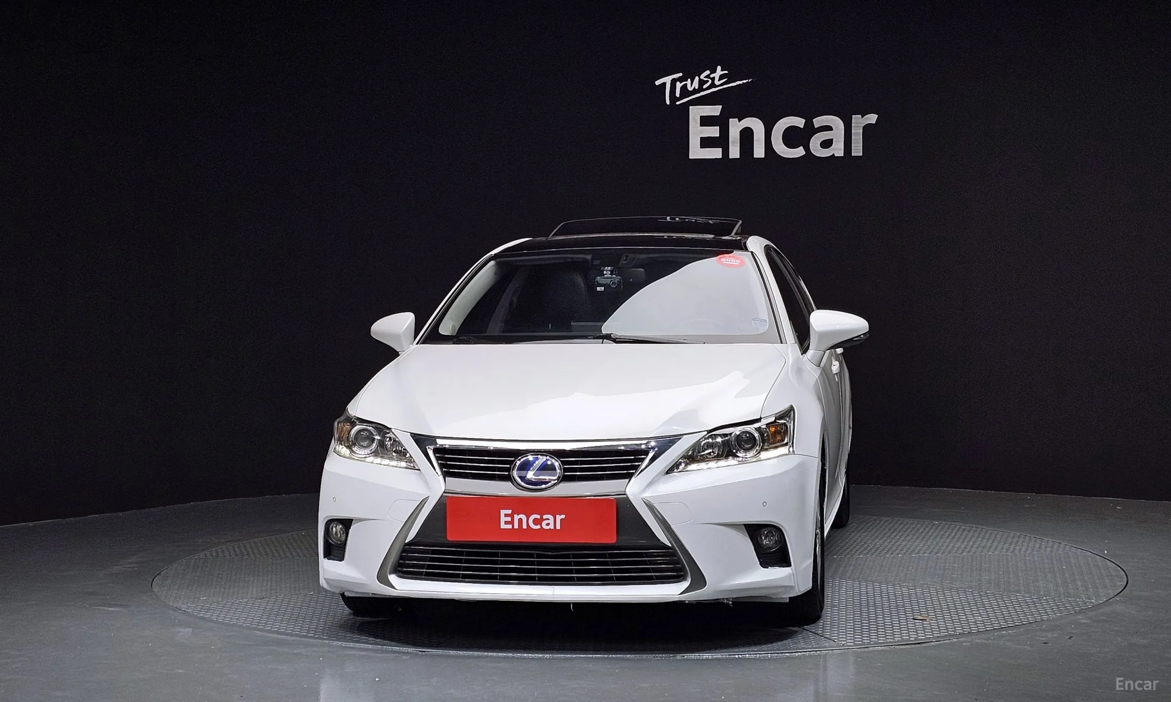 Lexus CT200h превью 3
