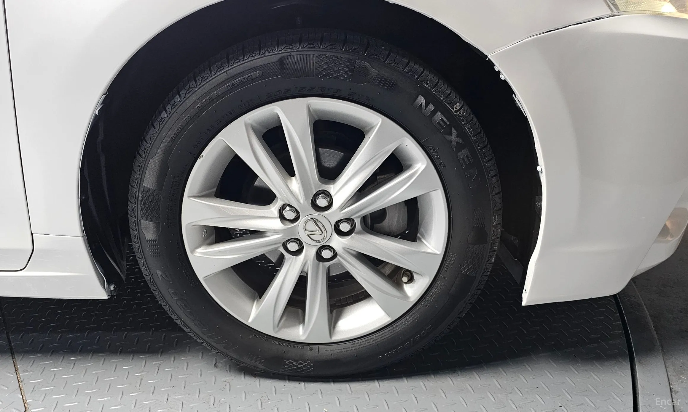 Lexus CT200h превью 5