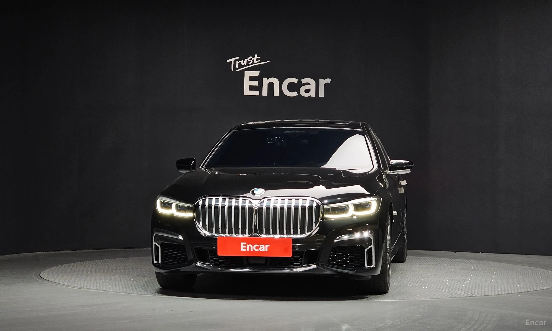 BMW 7 Series (G11) превью 3