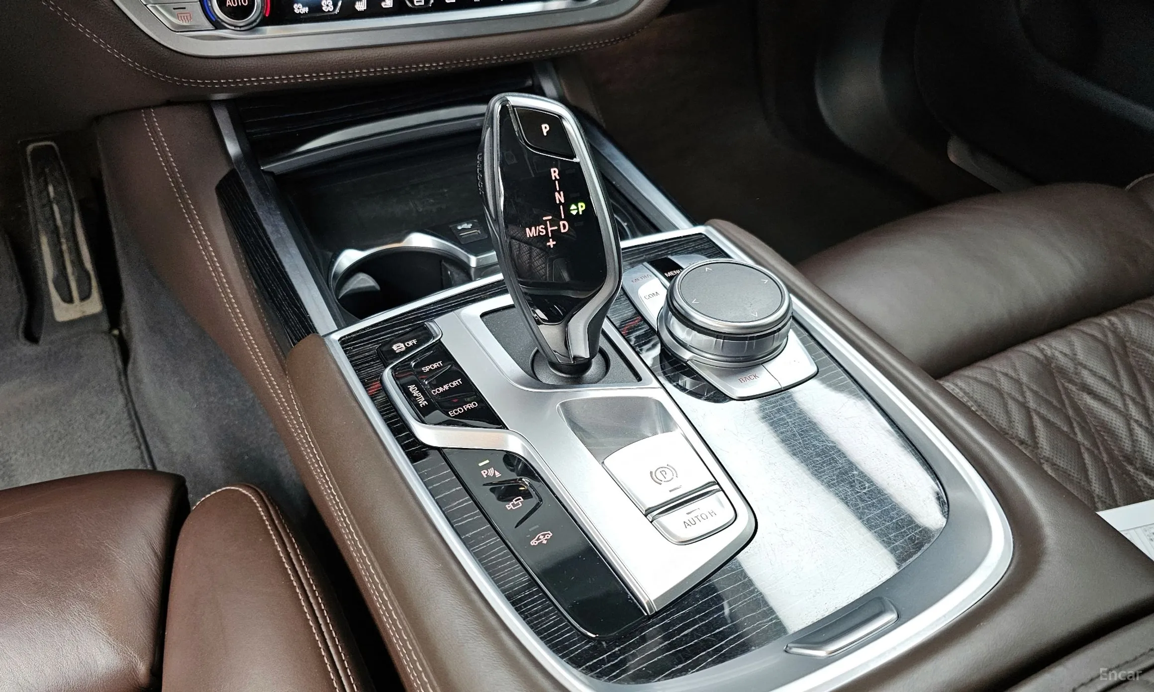 BMW 7 Series (G11) превью 9