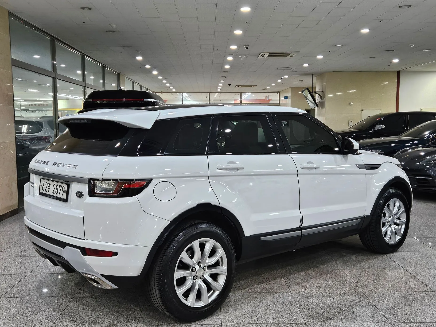 Land Rover Range Rover Evoque превью 3