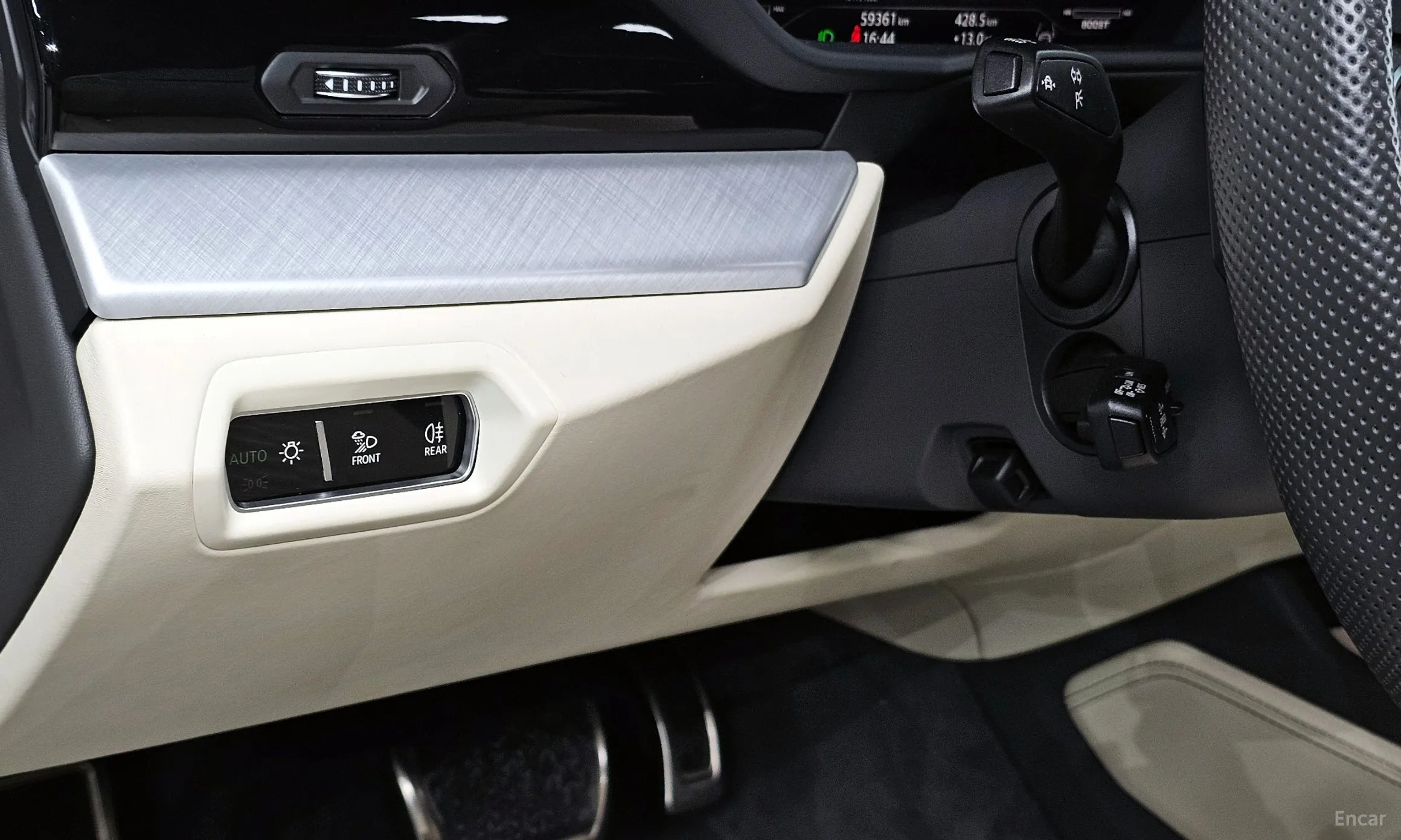 Lamborghini Urus превью 16