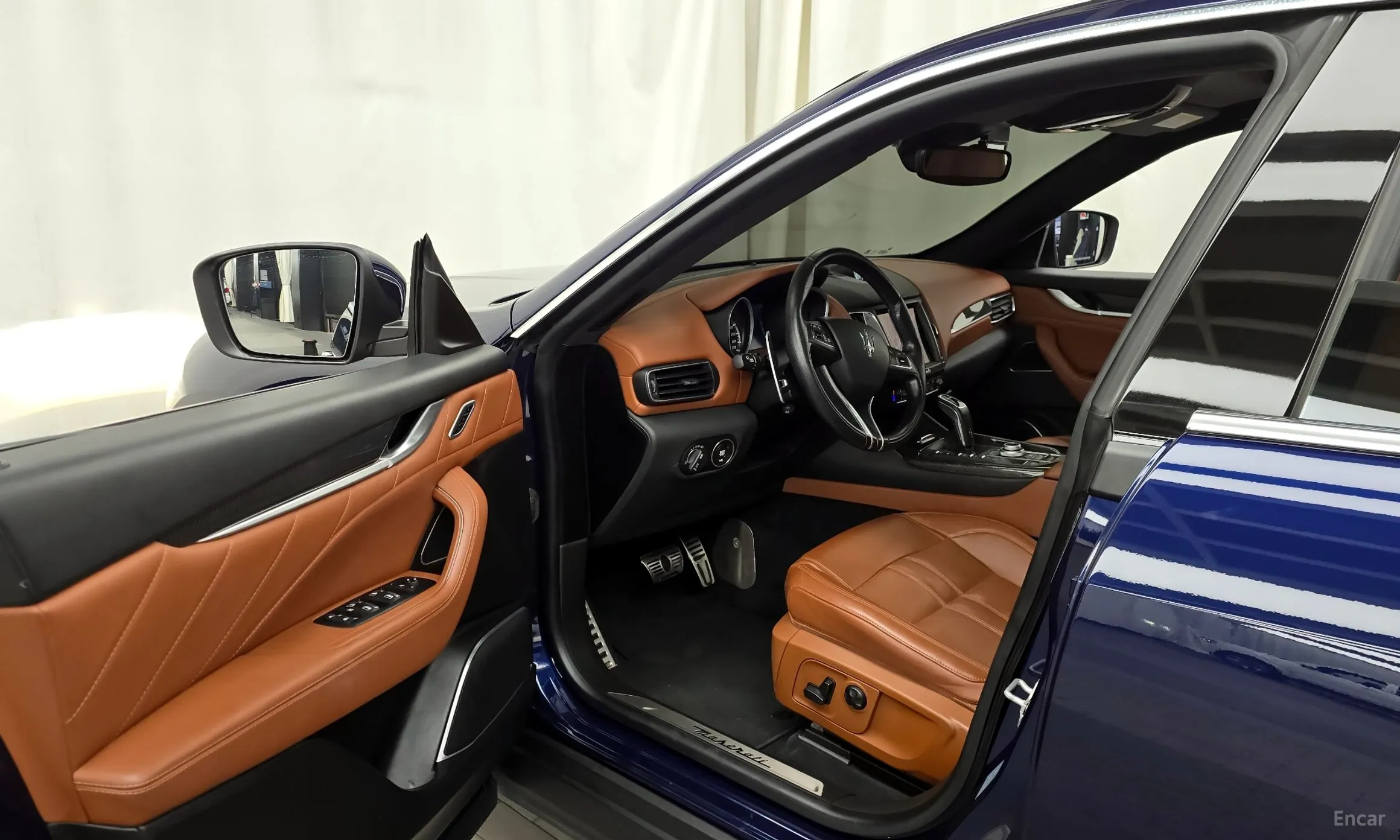 Maserati Levante превью 10